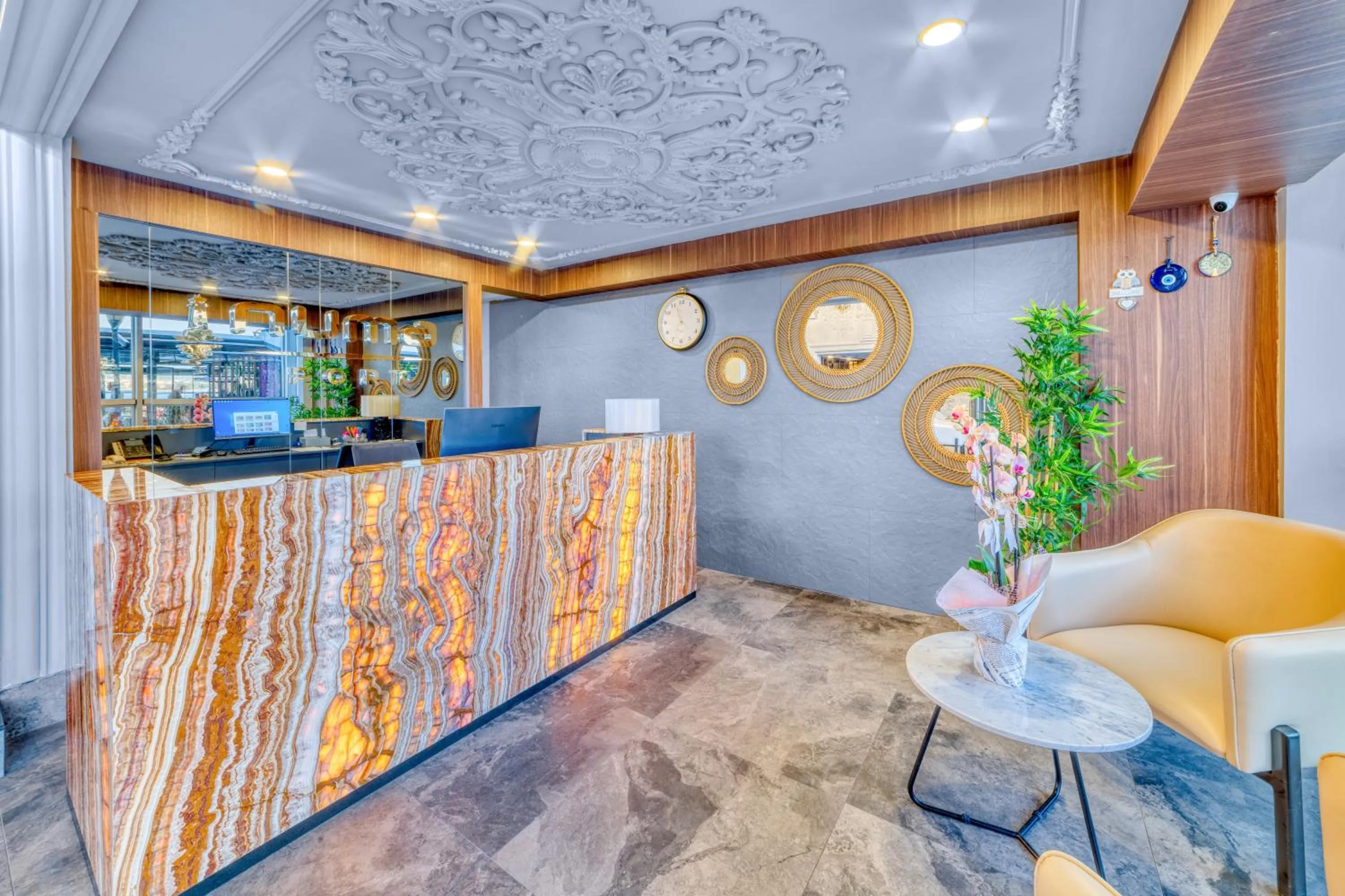 Lobby or reception in Numa Port Hotel