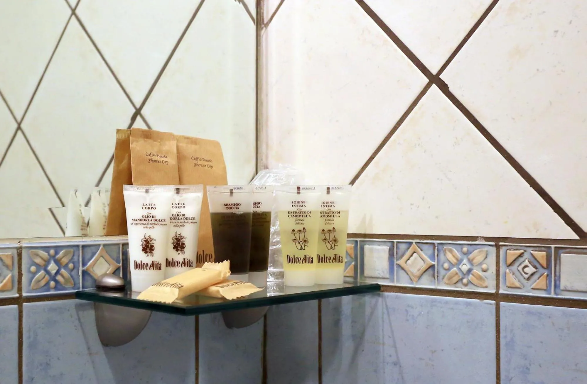 Bathroom in Hotel L'Aquila