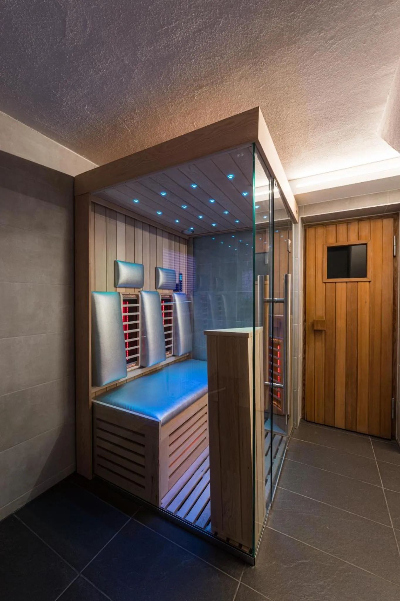 Spa and wellness centre/facilities in bichl 761