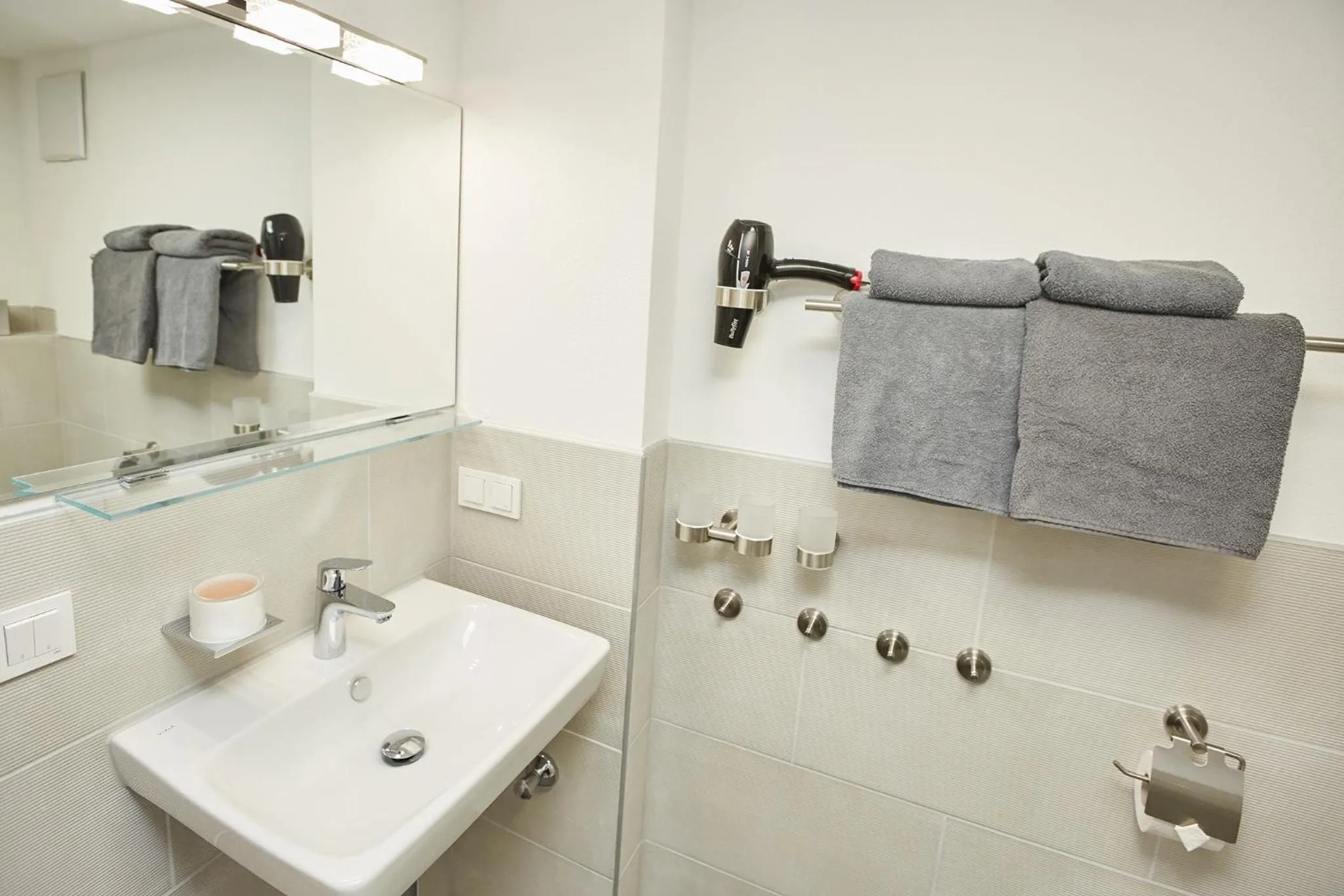 Bathroom in bichl 761