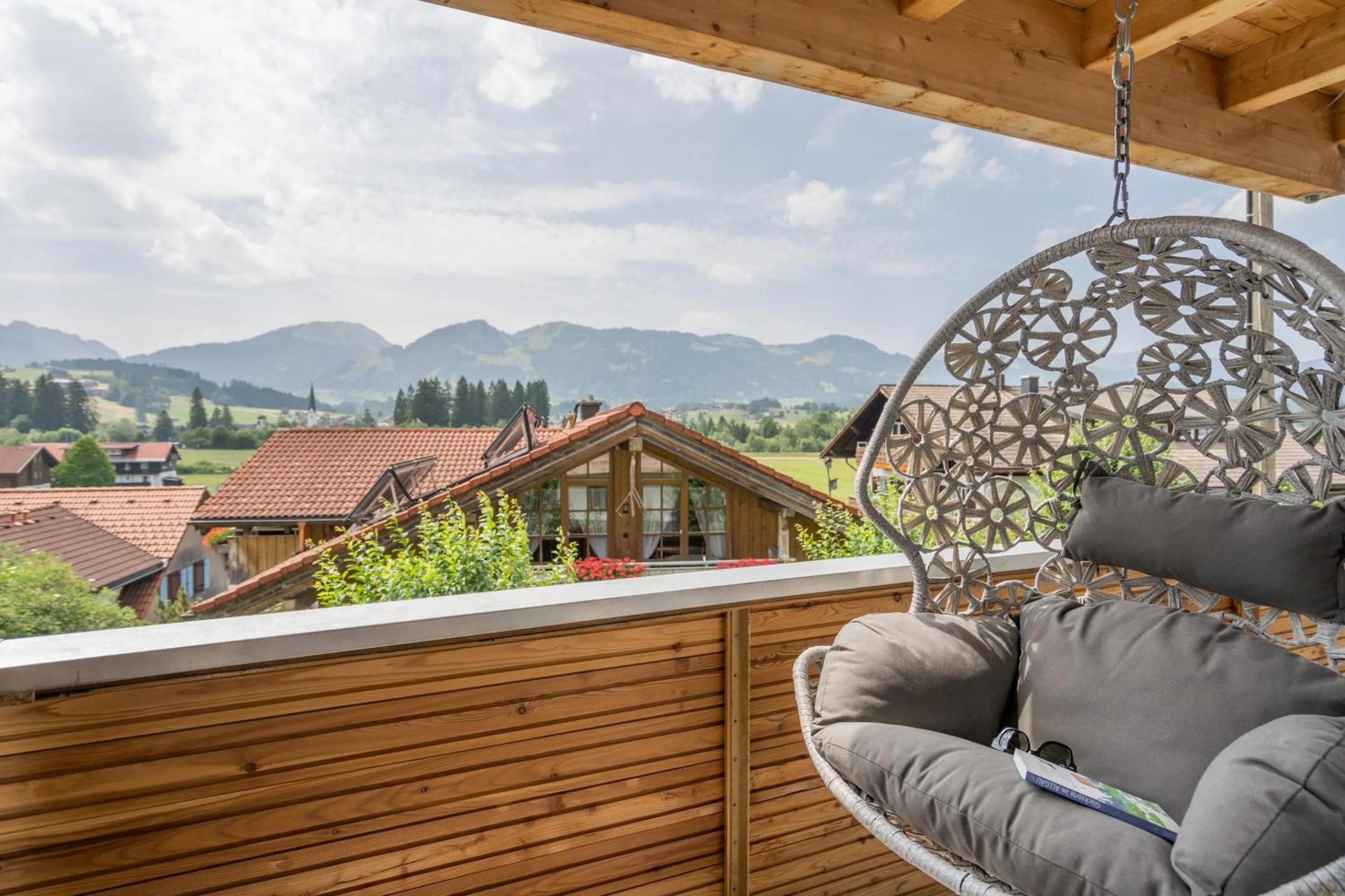 TV and multimedia in bichl 761