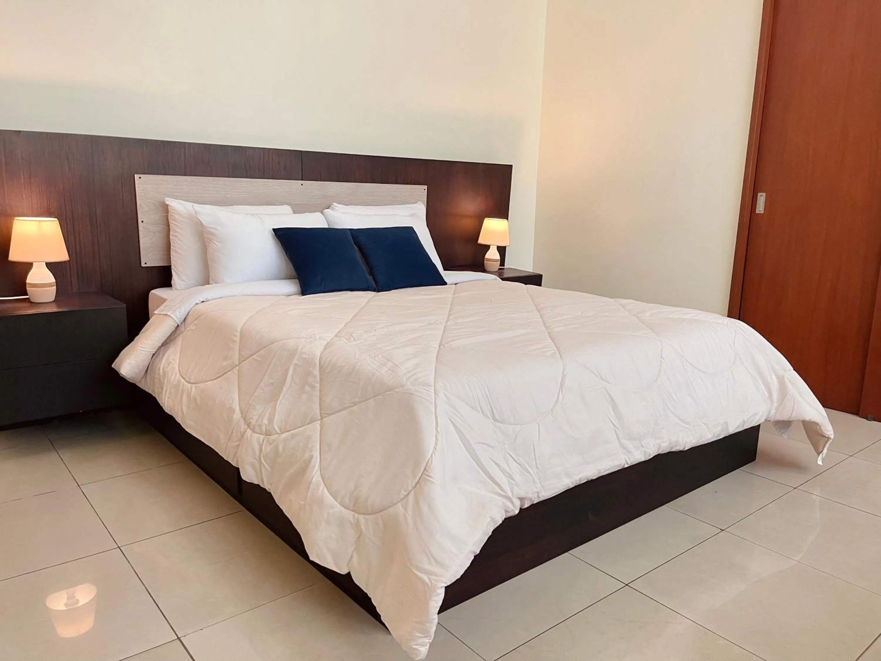 Suite Riverfront Puerto Santa Ana