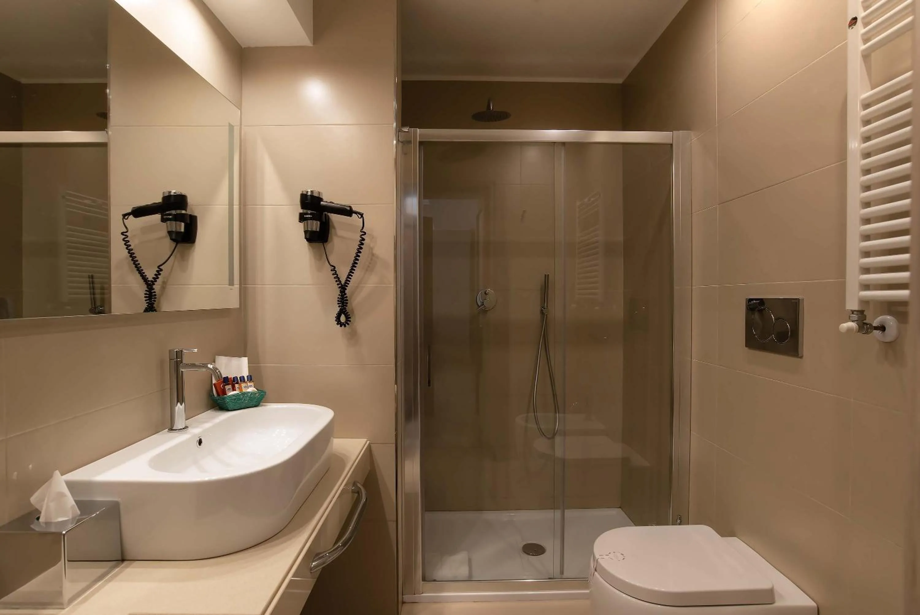 Bathroom in Hotel Genova