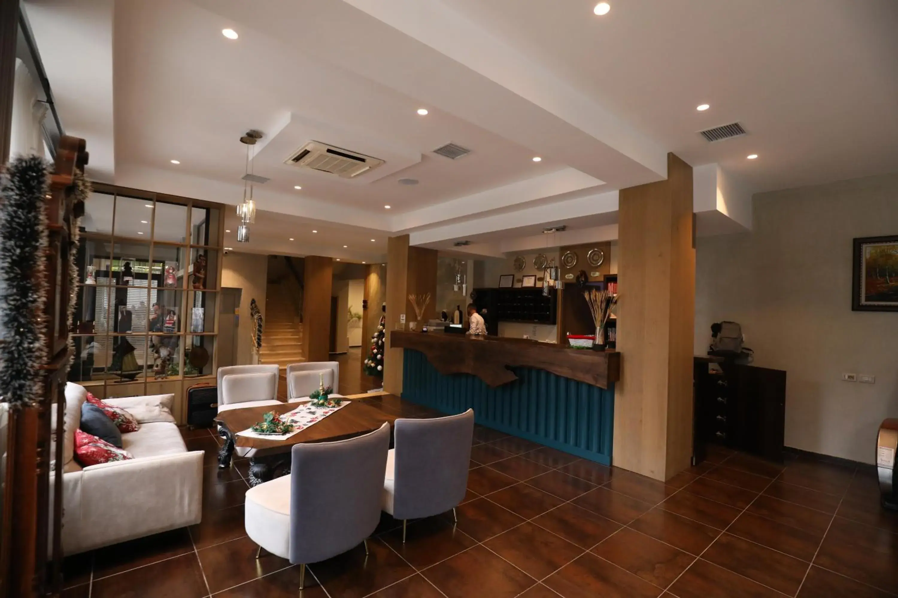 Lobby or reception in Hotel 1 Maji Lobby or reception in Hotel 1 Maji