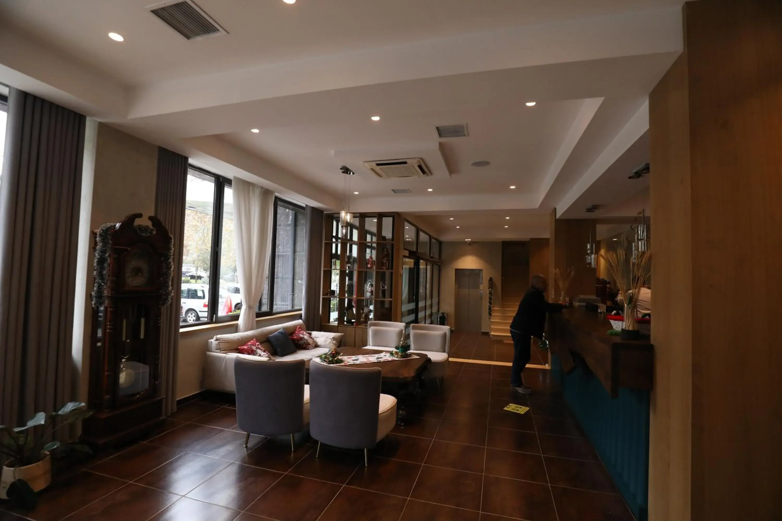 Lobby or reception in Hotel 1 Maji Lobby or reception in Hotel 1 Maji