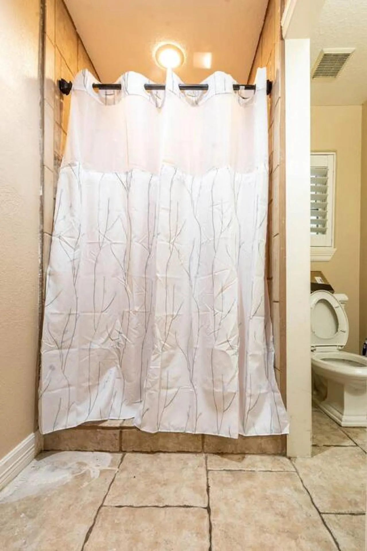 Bathroom in Huge 6 Bedroom with Pool, Spa, 85 Inch TV, Game Room