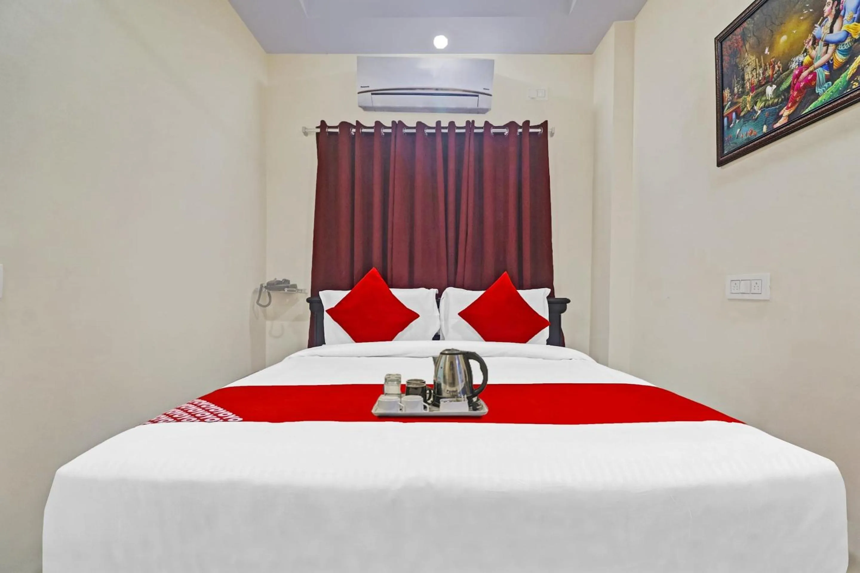 Bedroom, Bed in Super Hotel O Qualia Pride Financial District