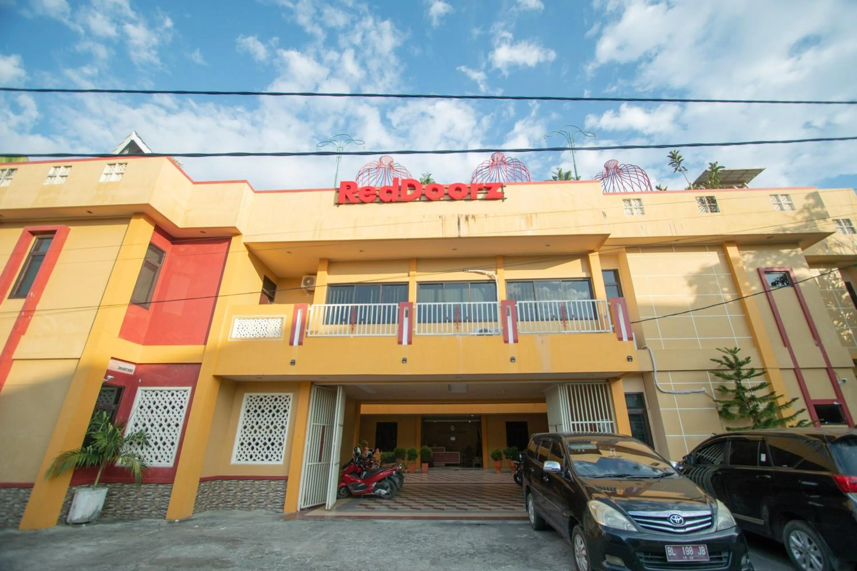 Property building in RedDoorz Syariah @ Jalan Gajah Mada Meulaboh