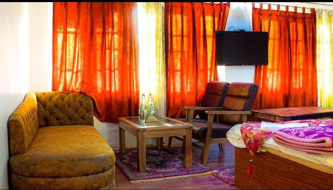 Bed in Hotel Sultan Residency