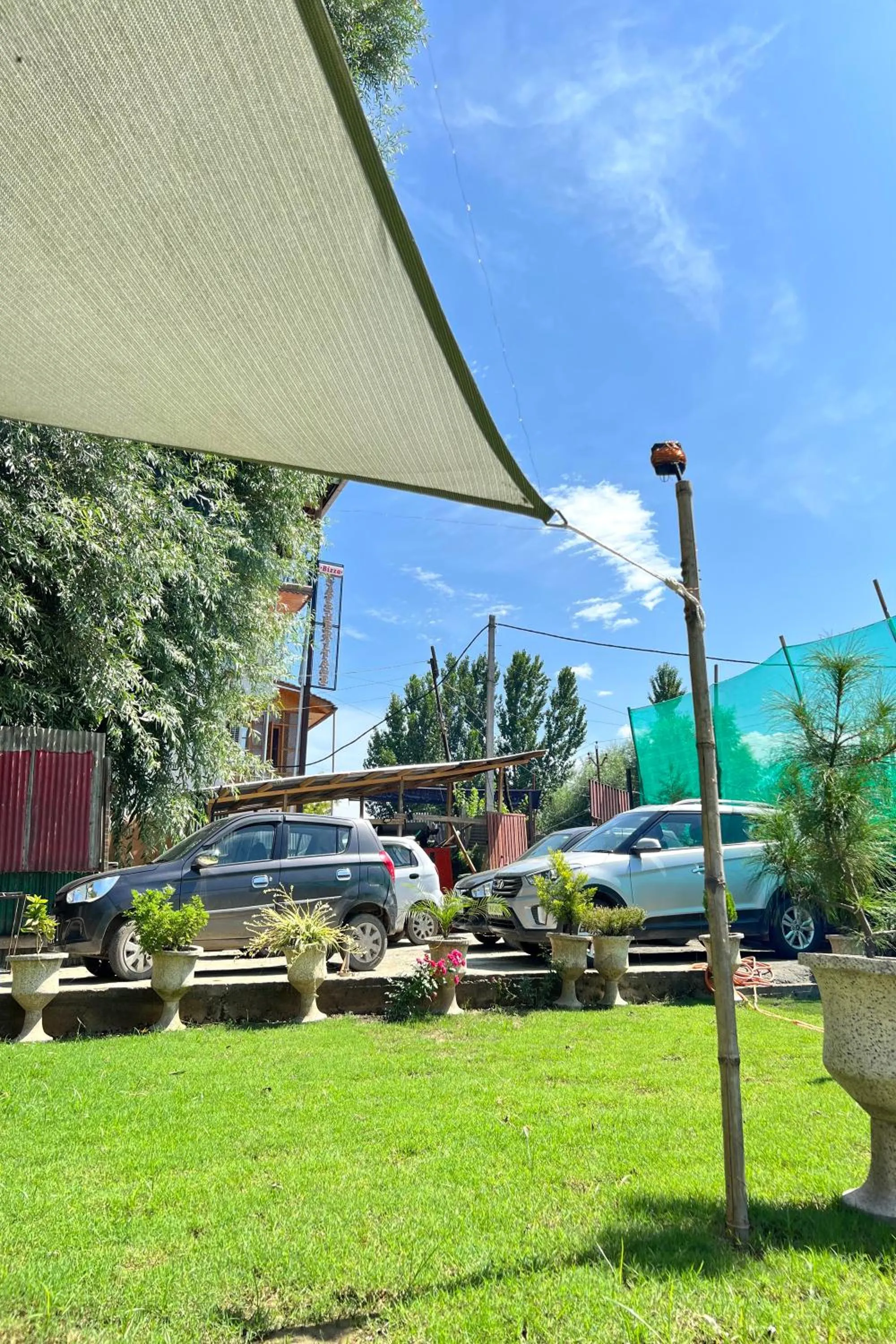 Parking in Hotel Sultan Residency