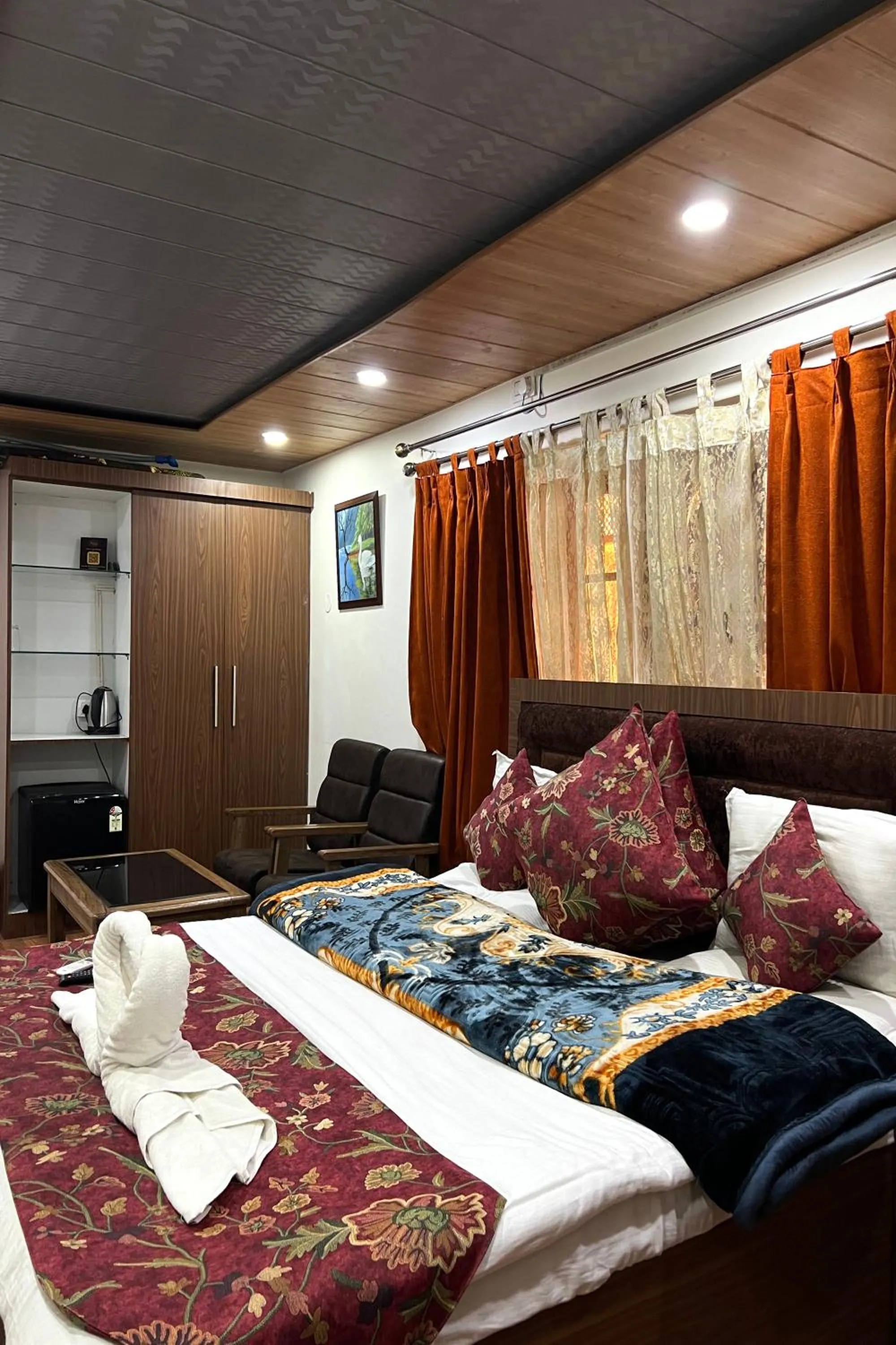 Photo of the whole room, Bed in Hotel Sultan Residency