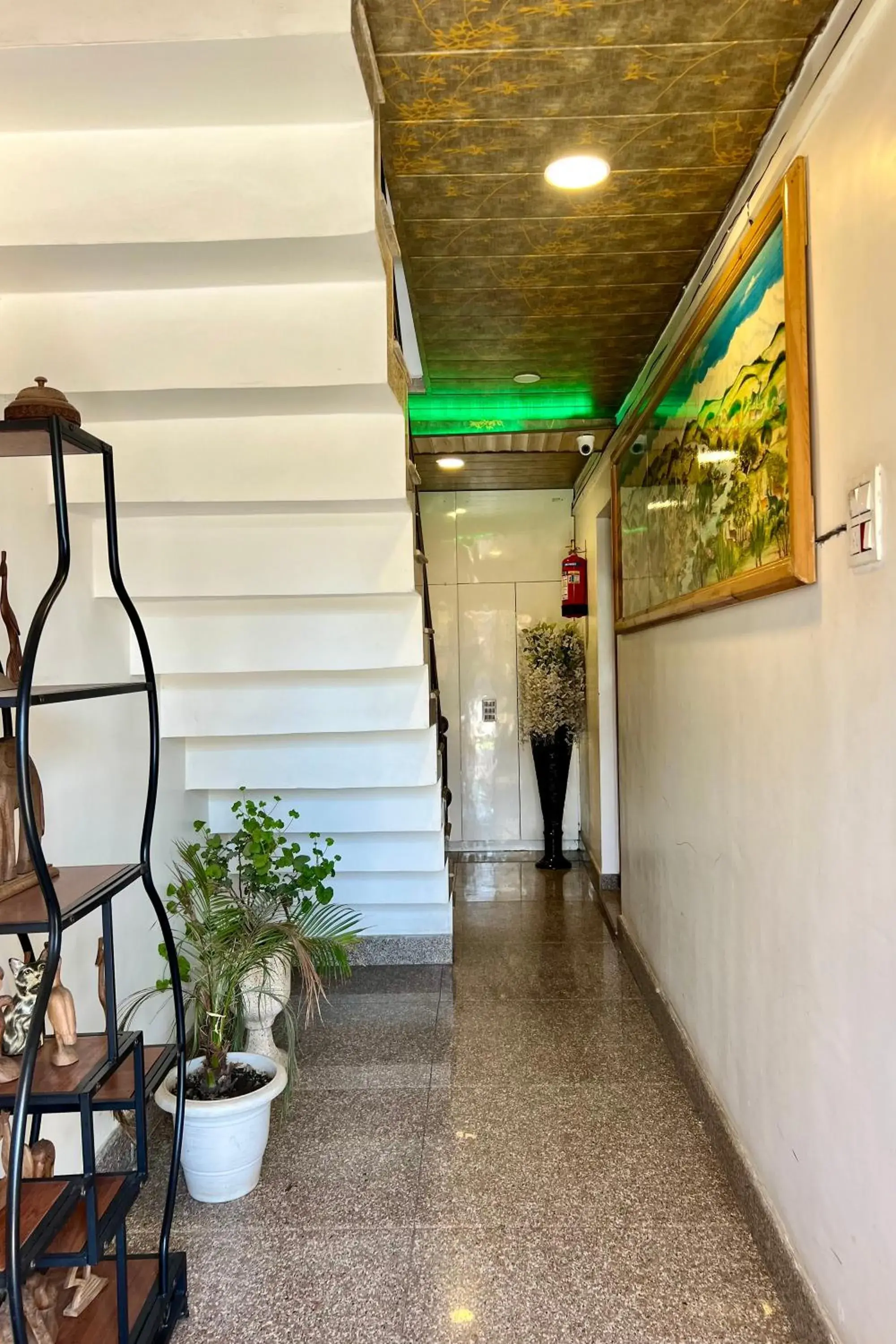 Lobby or reception in Hotel Sultan Residency Lobby or reception in Hotel Sultan Residency