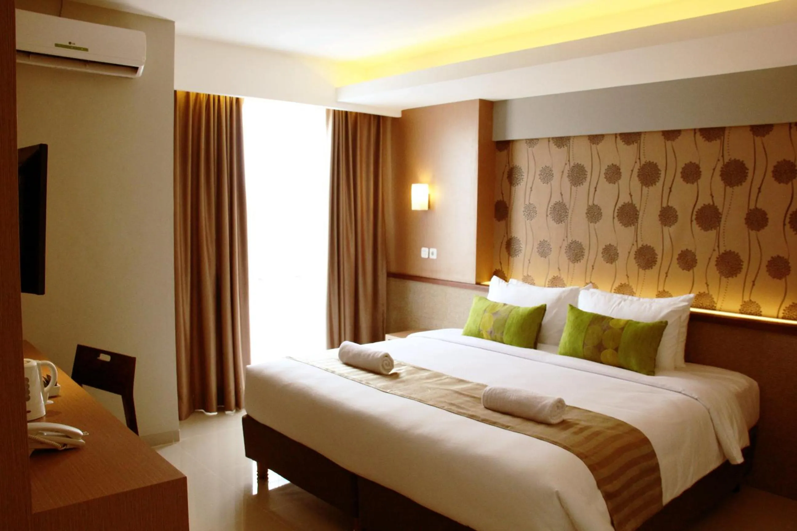 Decorative detail, Bed in Loji Hotel