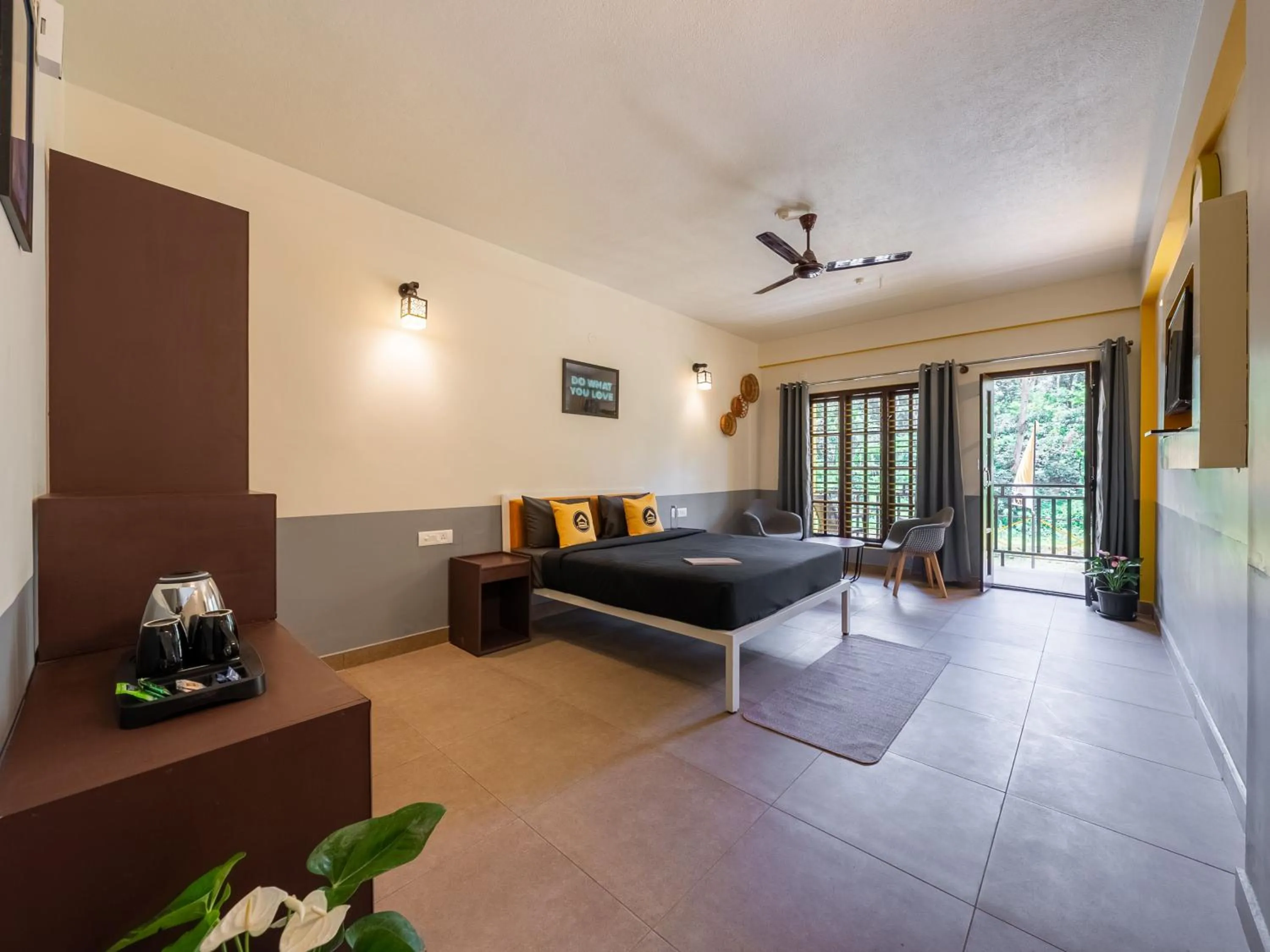 Photo of the whole room, Bed in The Hosteller Coorg Rainforest, Madikeri