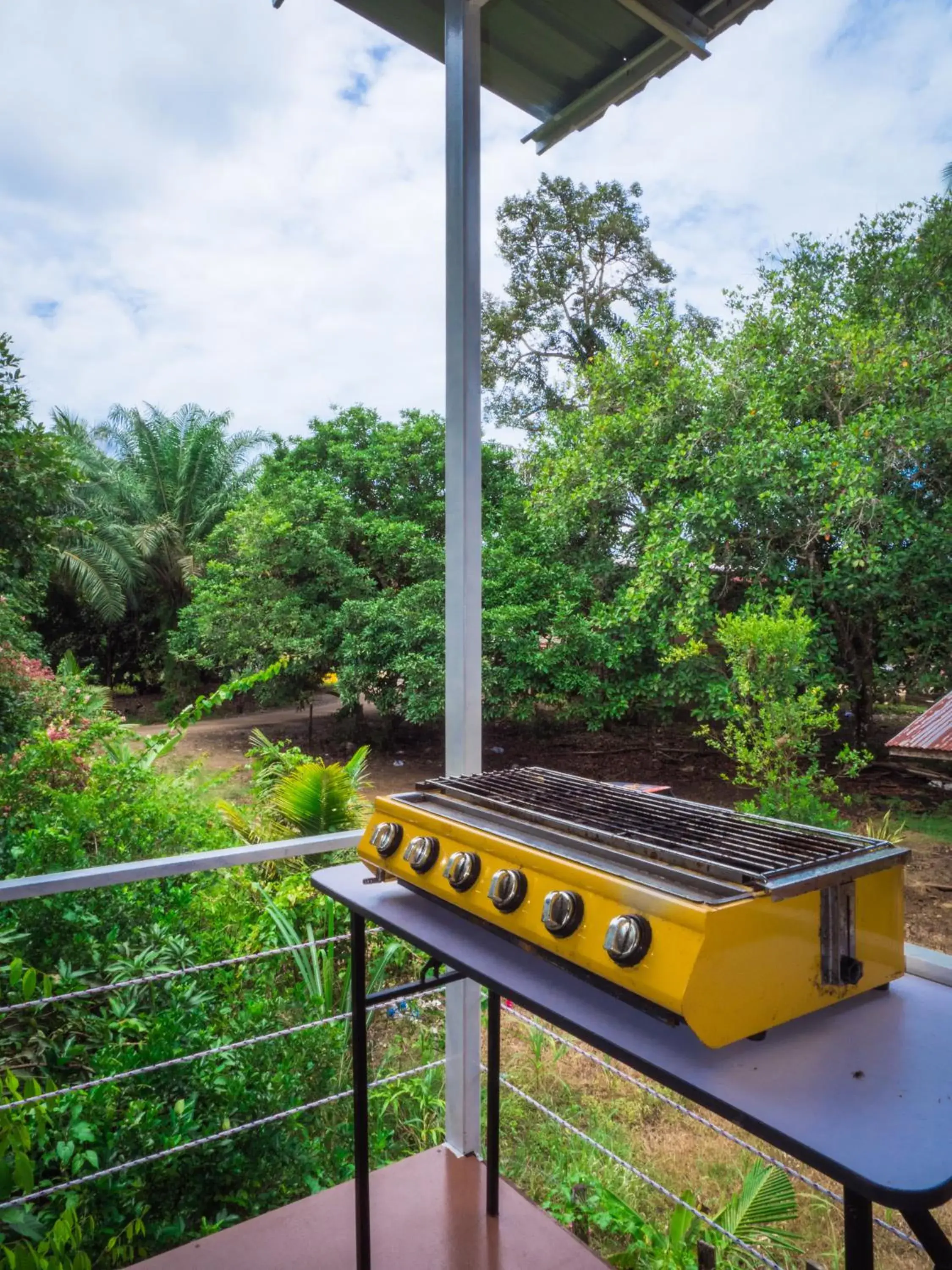 Restaurant/places to eat in Timba Garden FREE TOWN AND JETTY TRANSPORT Restaurant/places to eat in Timba Garden FREE TOWN AND JETTY TRANSPORT