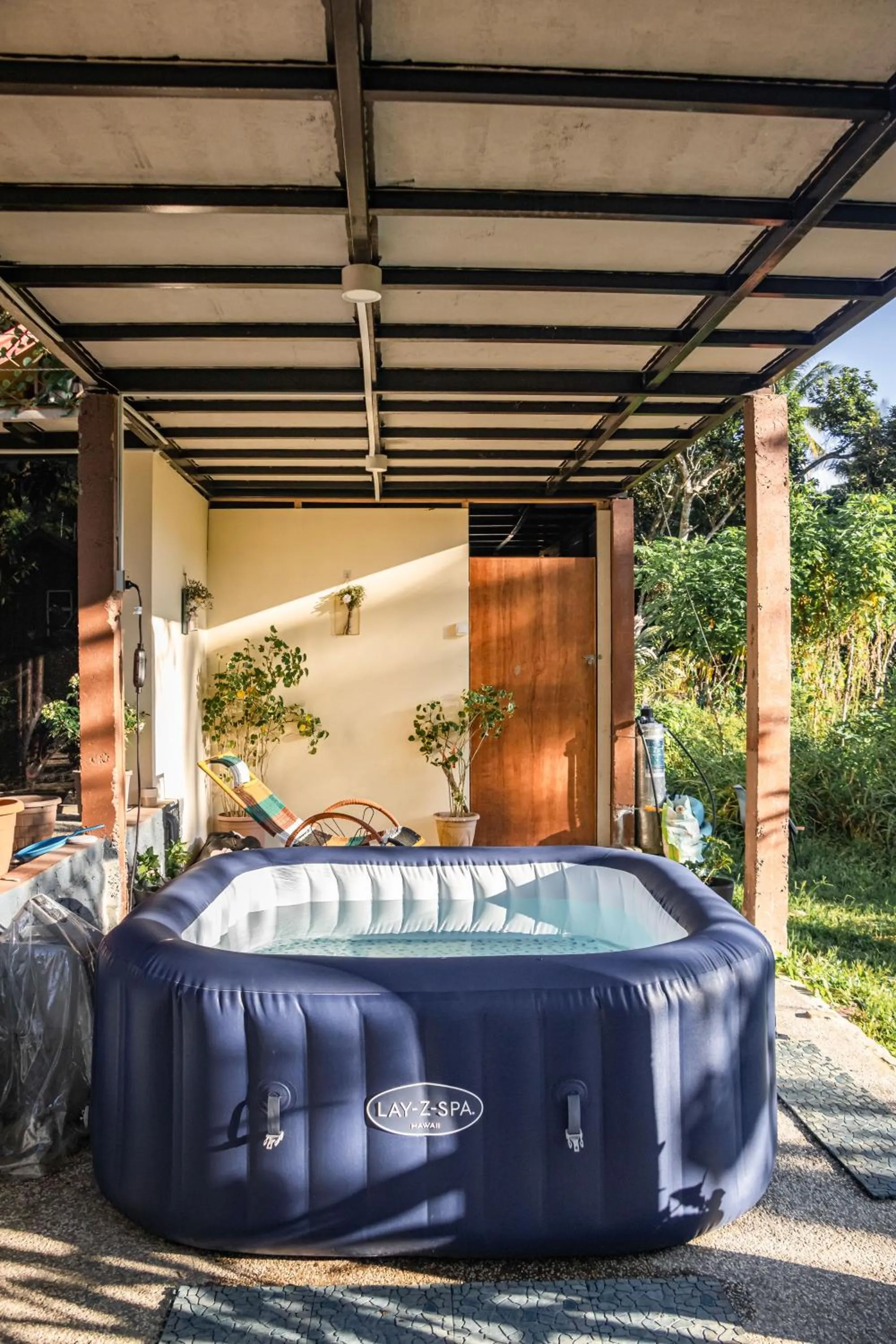 Hot Tub in Timba Garden FREE TOWN AND JETTY TRANSPORT