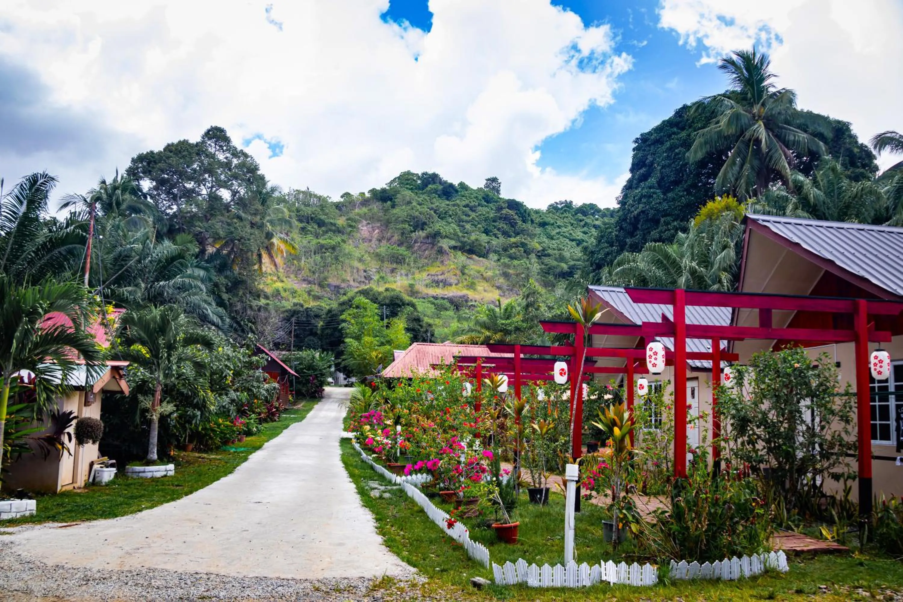 Property building in Timba Garden FREE TOWN AND JETTY TRANSPORT