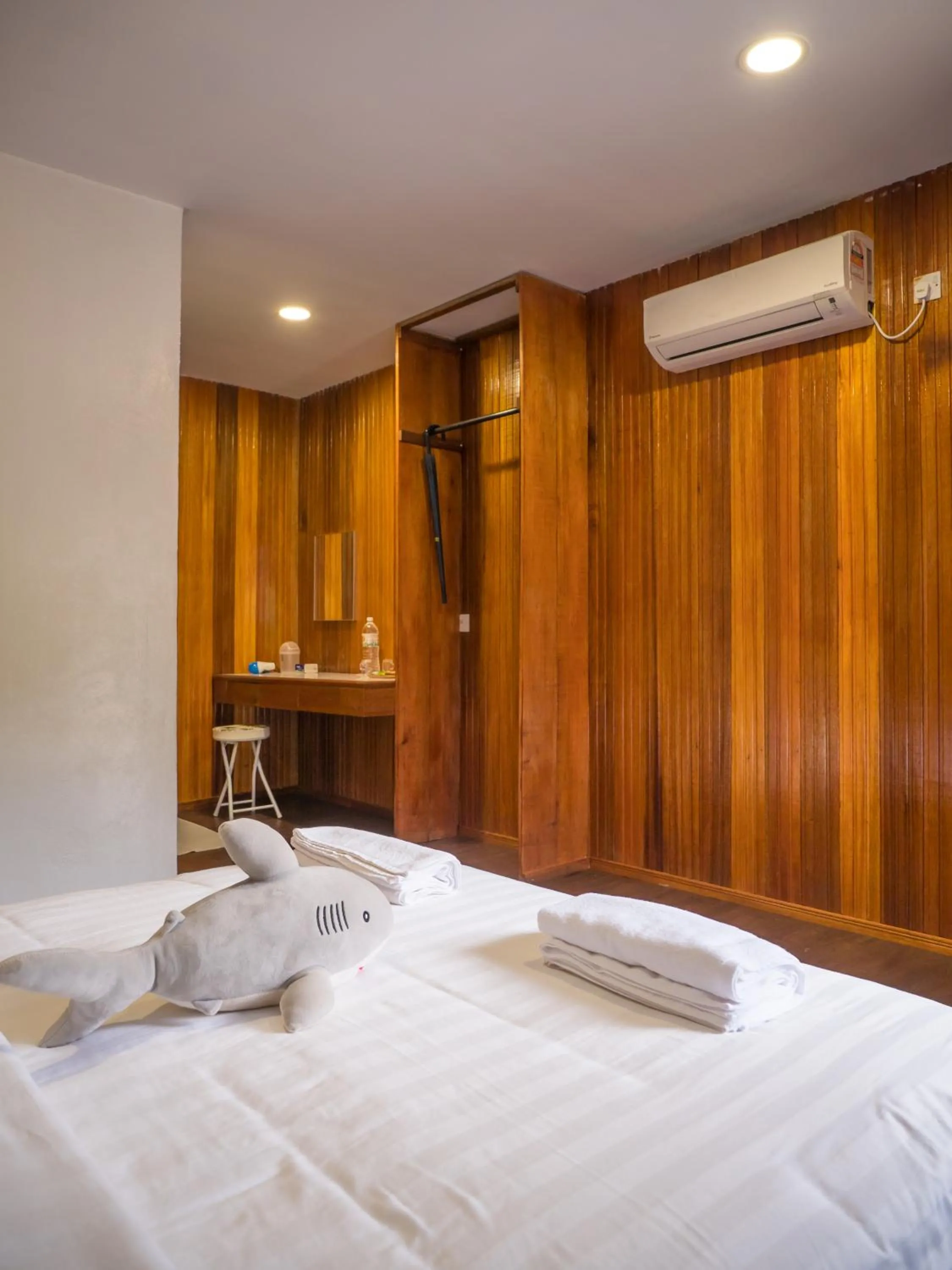 Bedroom, Bed in Timba Garden FREE TOWN AND JETTY TRANSPORT