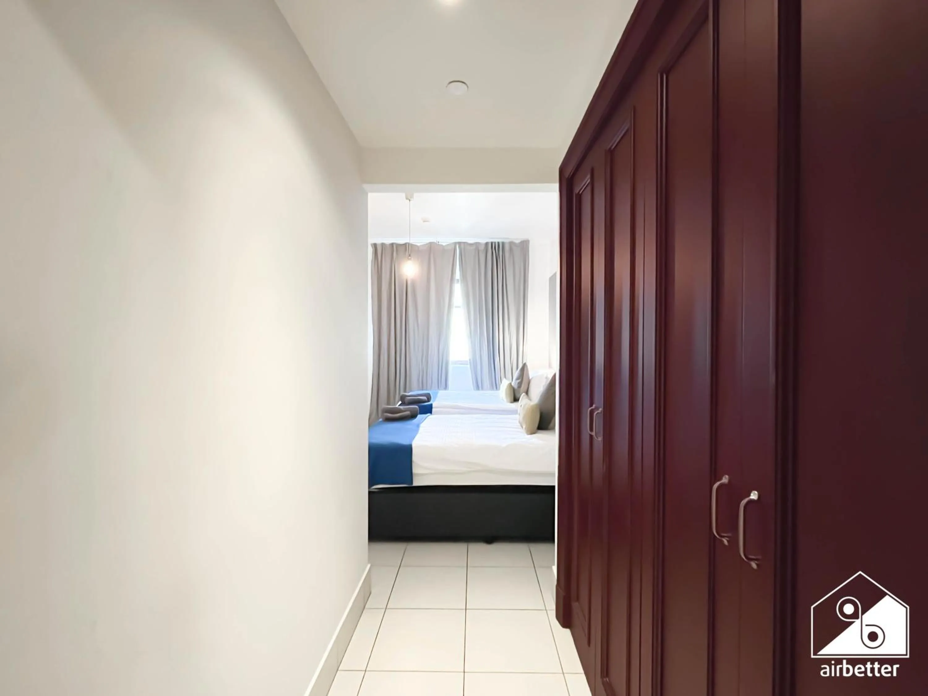 Bed in Luxury 2Bedroom in Dubai Old Town with Burj View