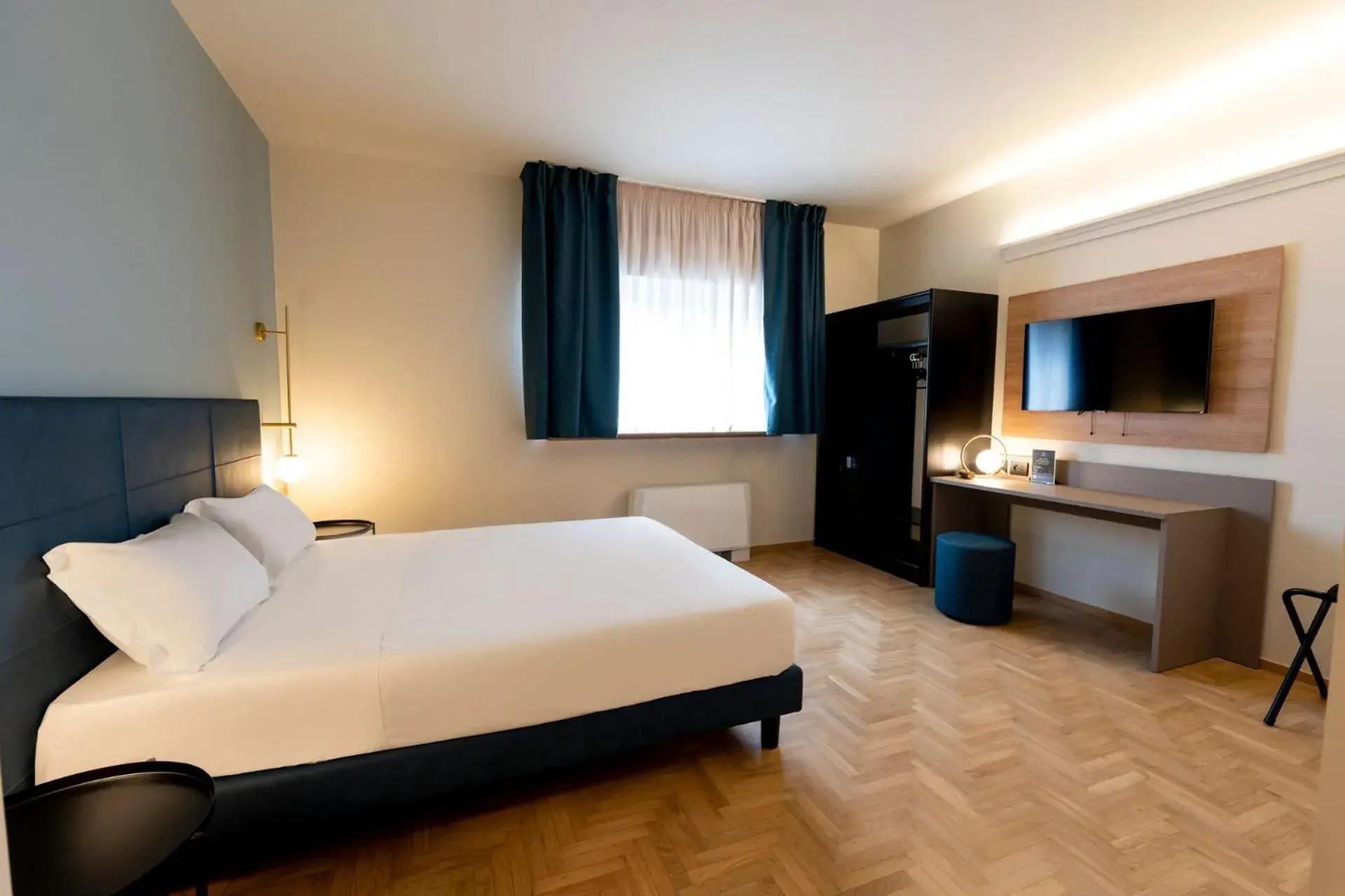 Bed in Cristal Palace Hotel Bed in Cristal Palace Hotel