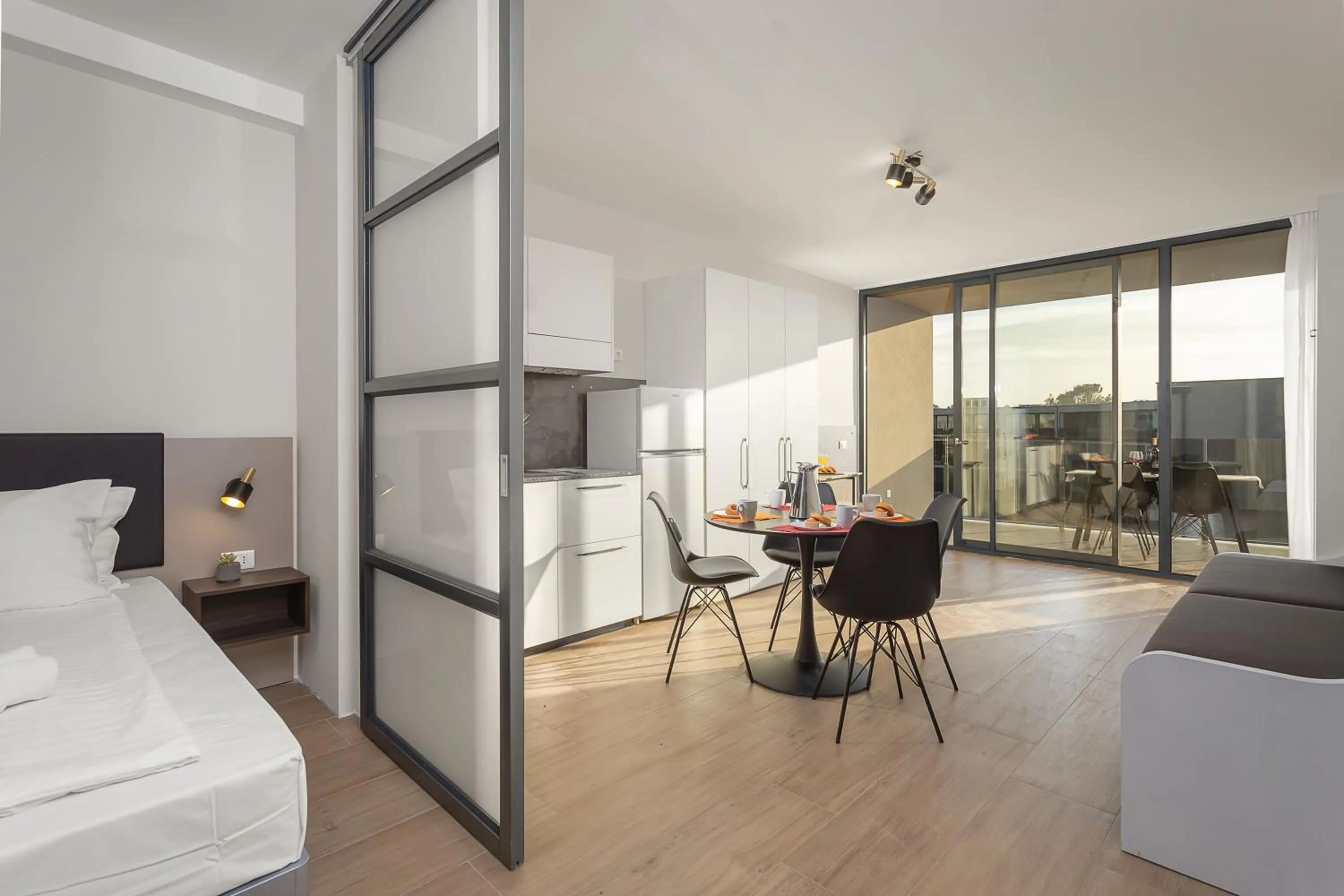 Property building, Bed in Residence Del Mar Emotion