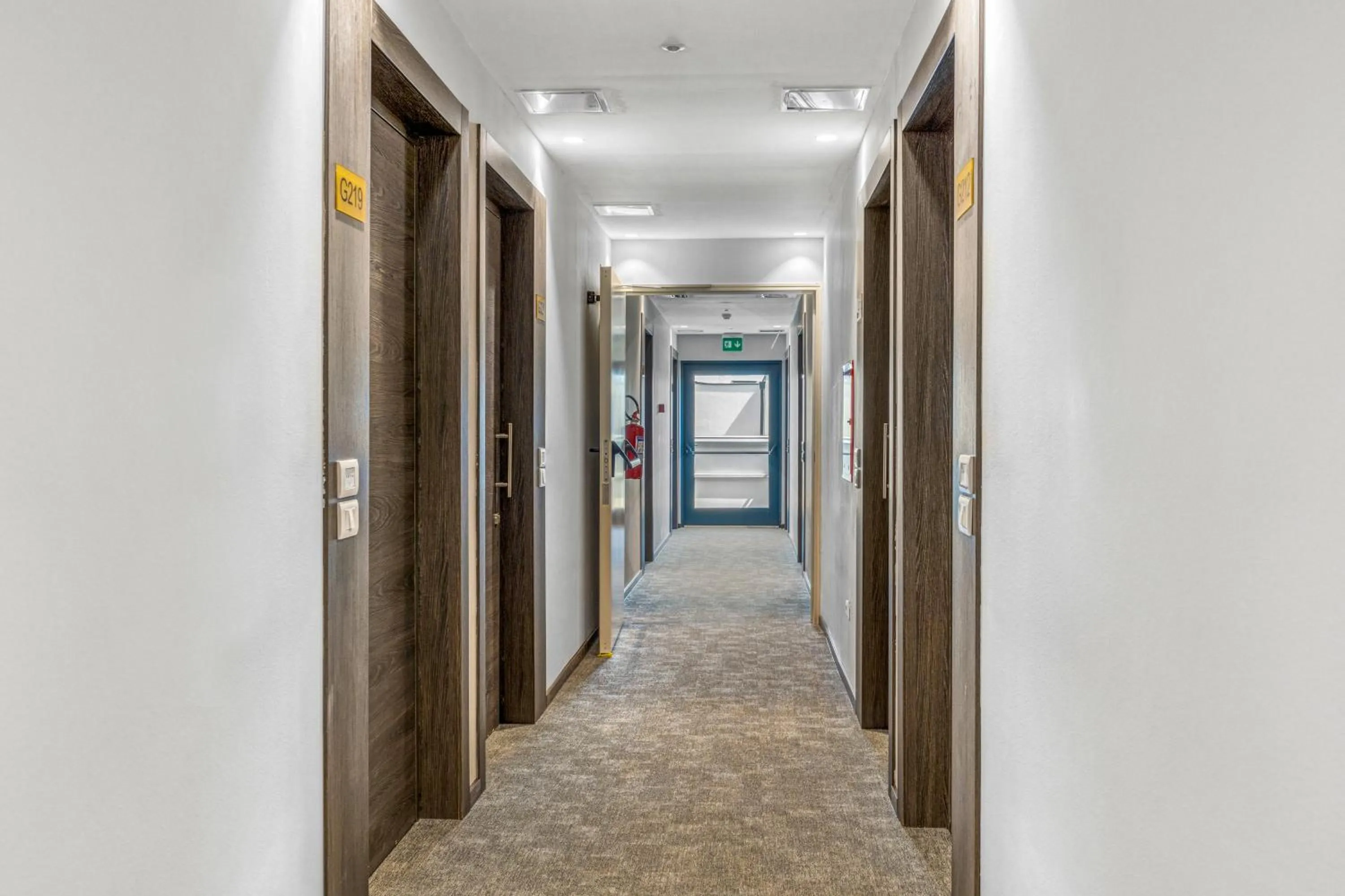 Inner courtyard view in Residence Del Mar Emotion