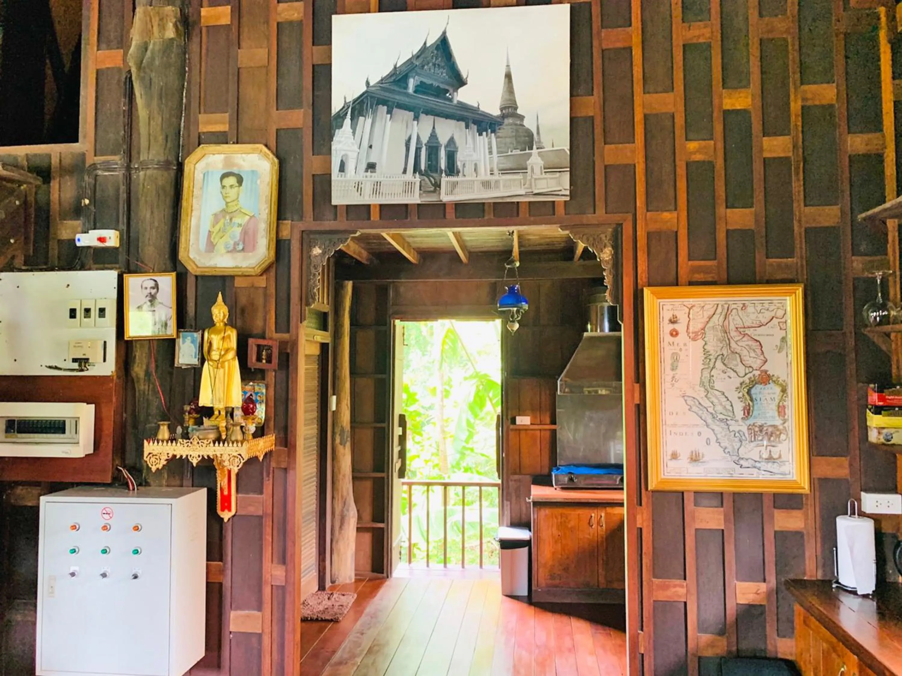 Kitchen or kitchenette in Piman Pu