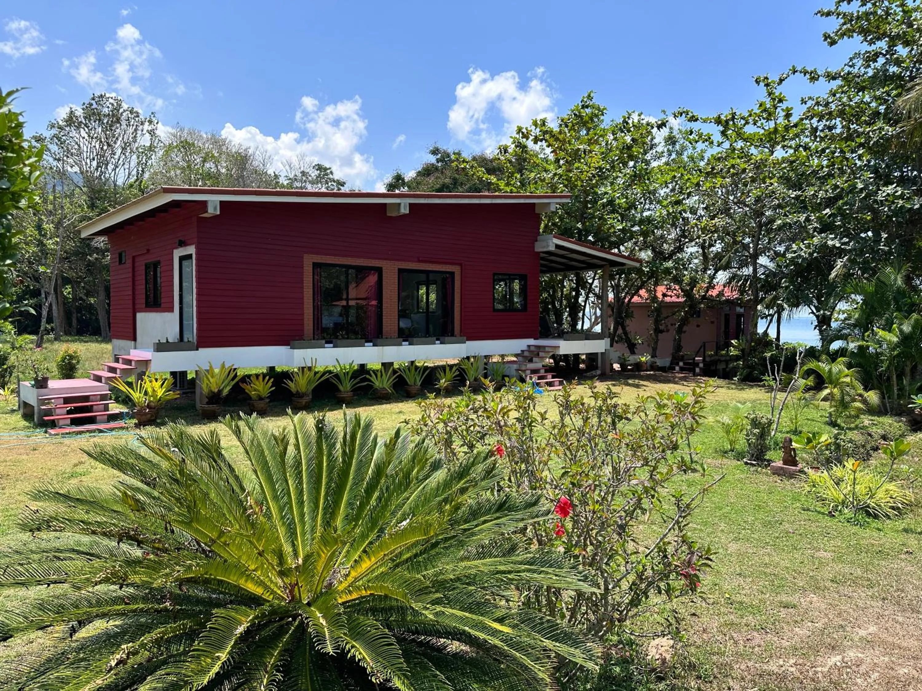 Property building in Piman Pu