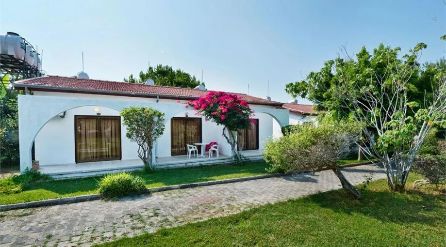 Property building in Bare Hill Holiday Apartments