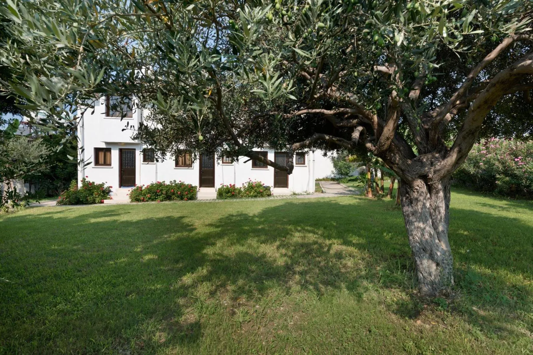 Property building in Bare Hill Holiday Apartments