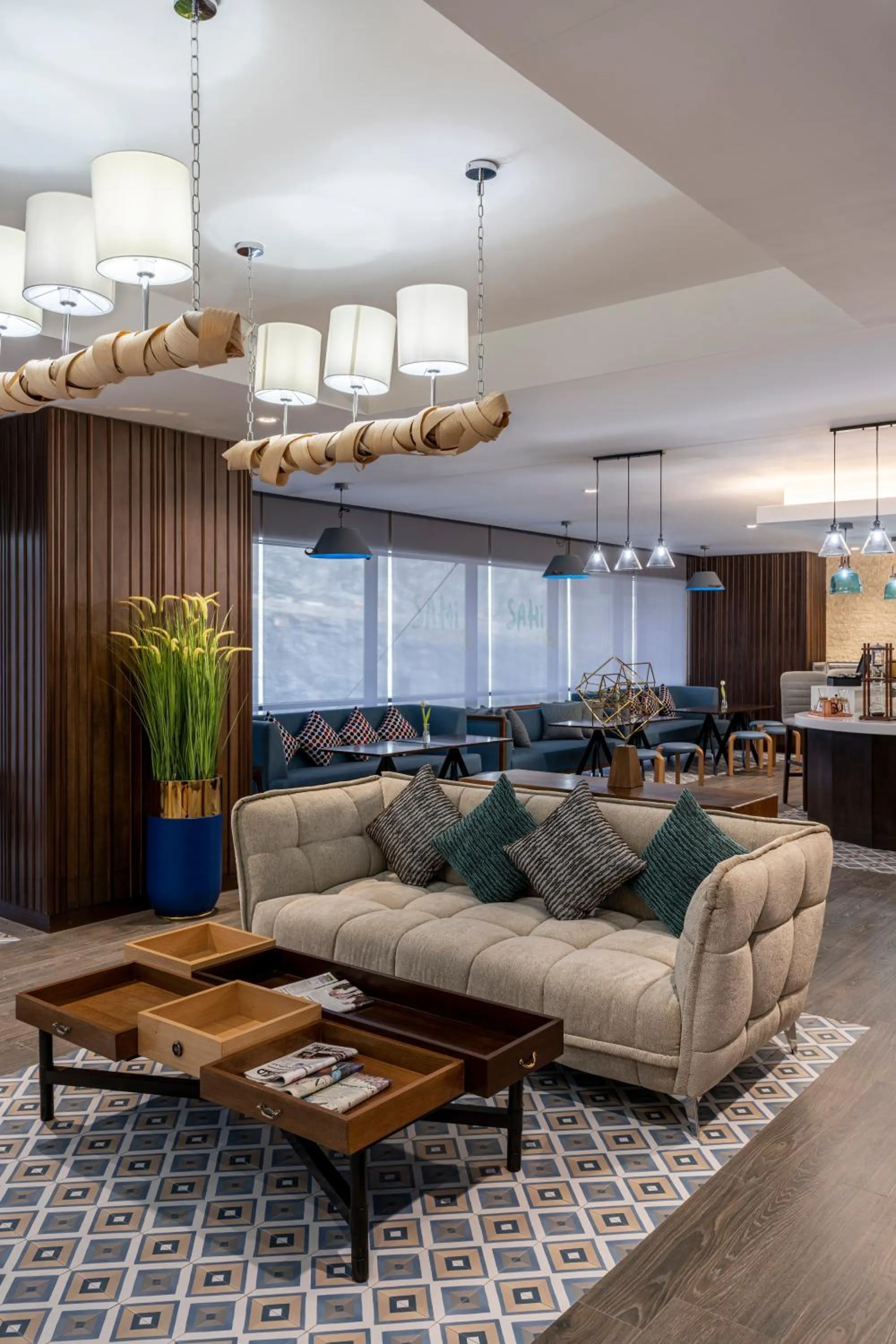 Lobby or reception in Novotel Makkah Thakher City