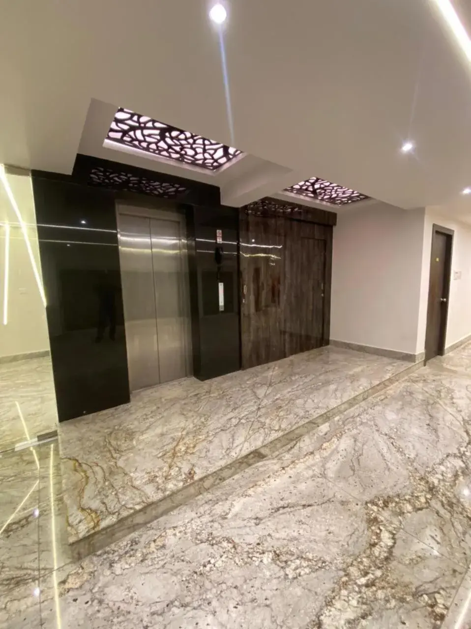 Facade/entrance in Sheldon Inn Kolkata Facade/entrance in Sheldon Inn Kolkata