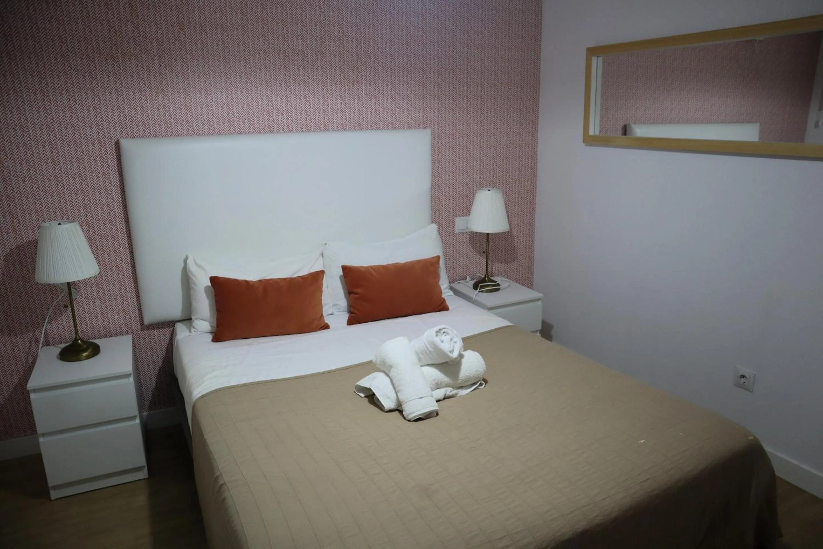 Other, Bed in Merced10 1A