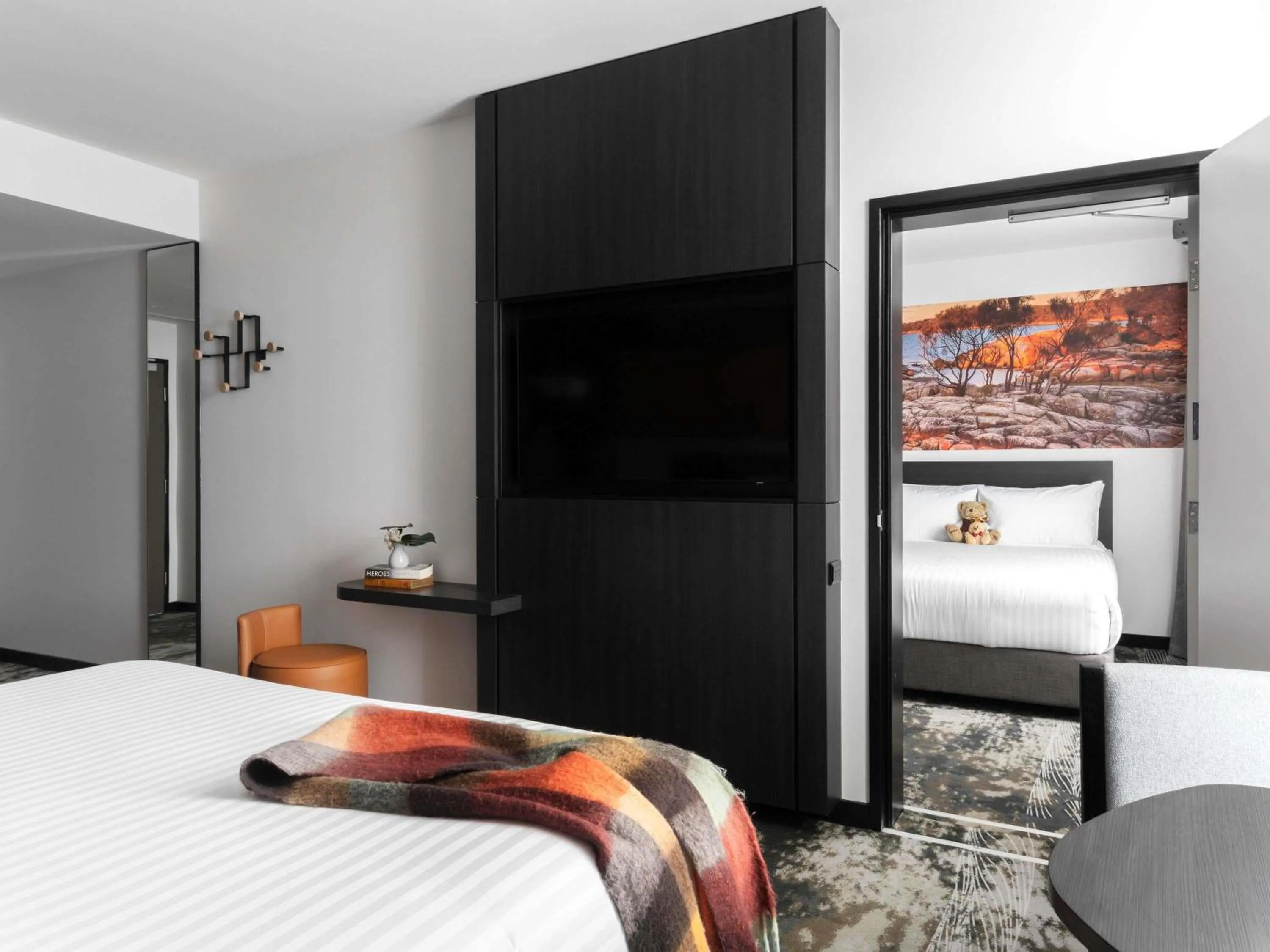 Bedroom, Bed in Novotel Devonport