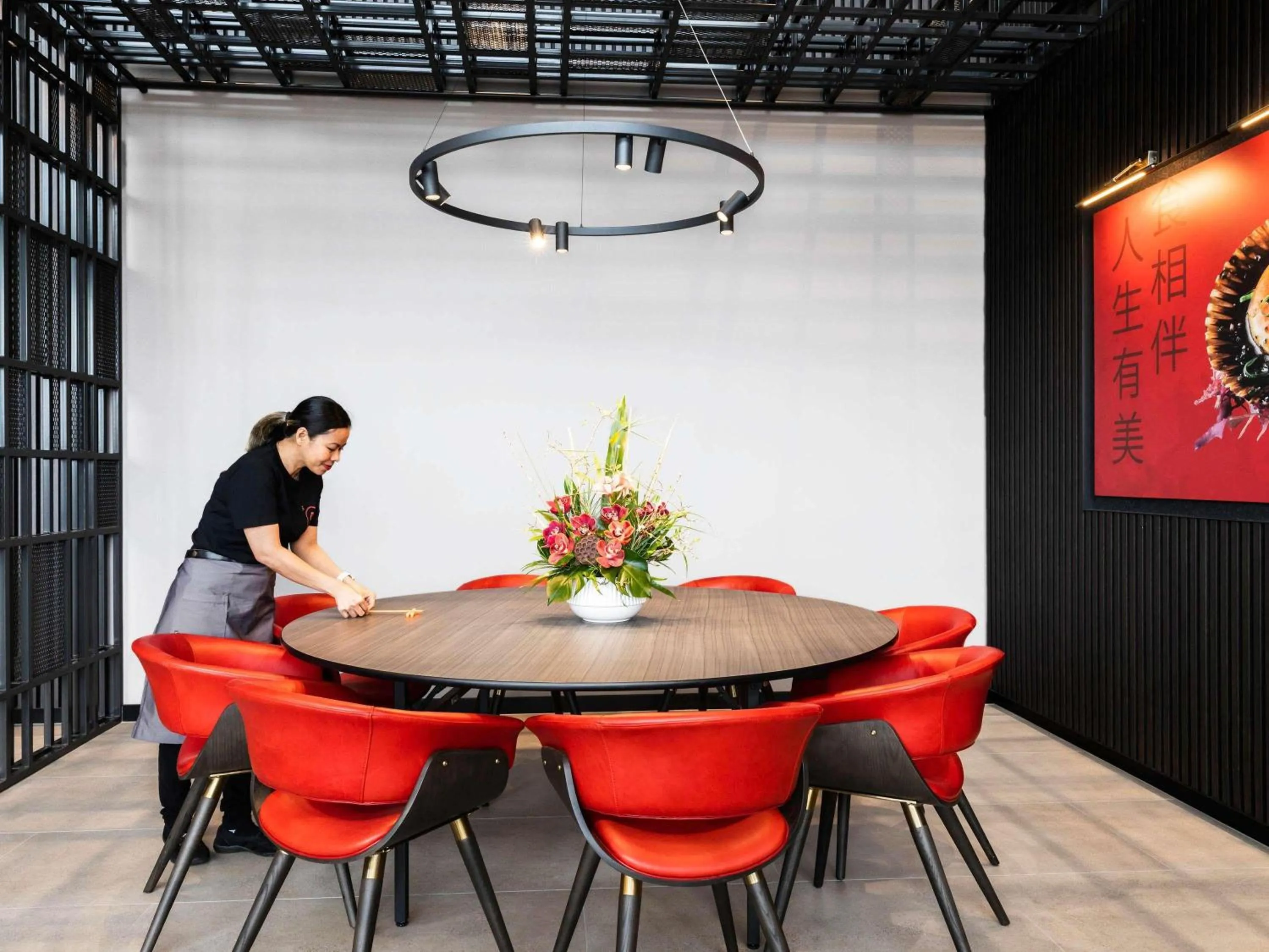 Lounge or bar in Novotel Devonport