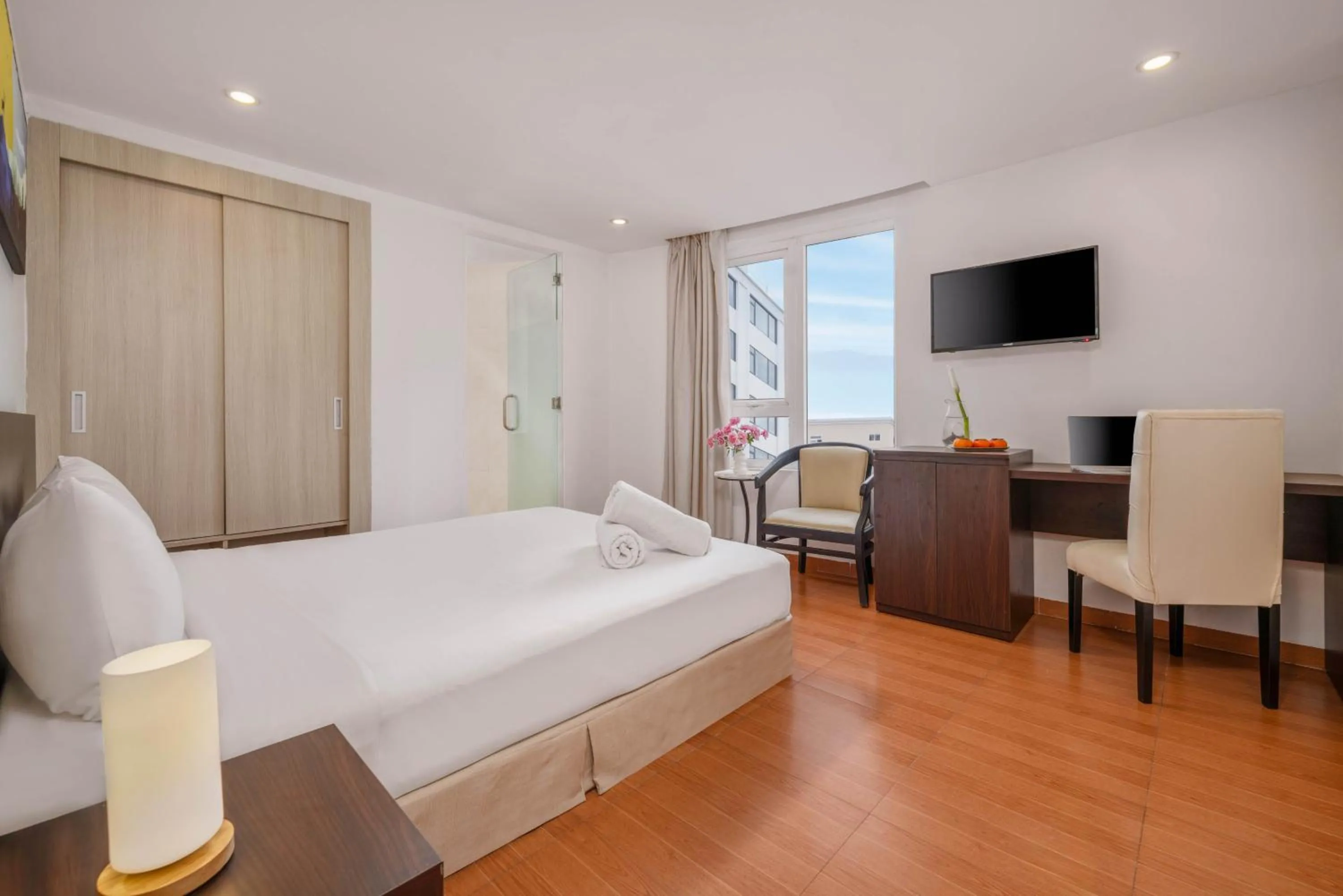 TV and multimedia, Bed in Haya Hotel