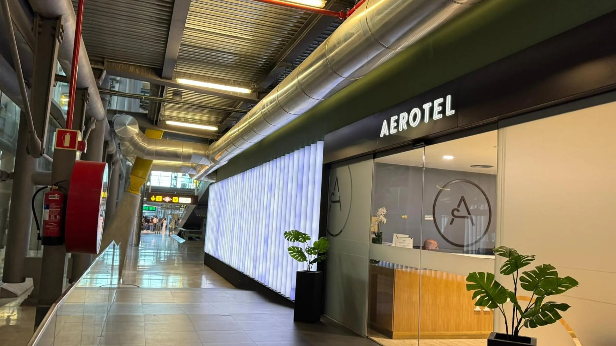 Property building in Aerotel Madrid Airport - Terminal 4