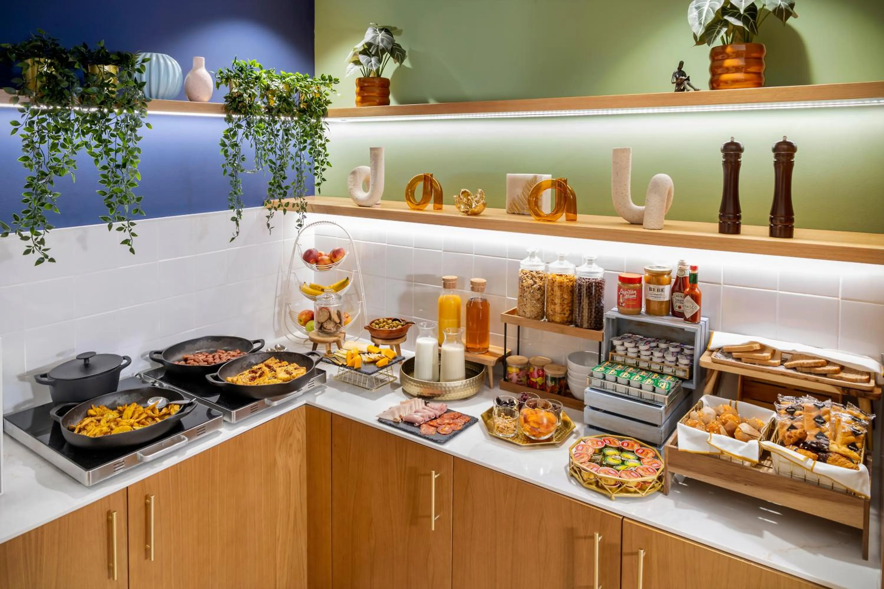 Food in Aerotel Madrid Airport - Terminal 4