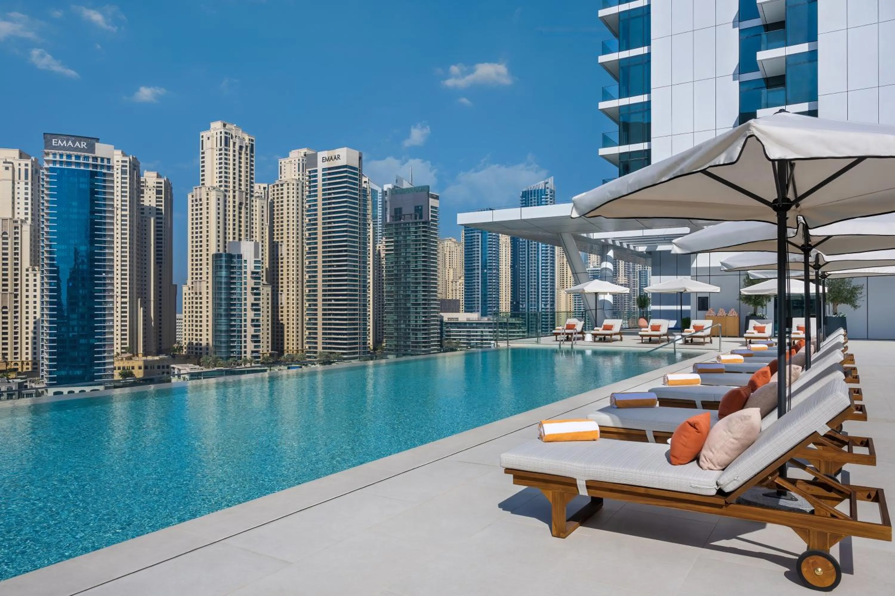 Swimming pool in Vida Dubai Marina & Yacht Club