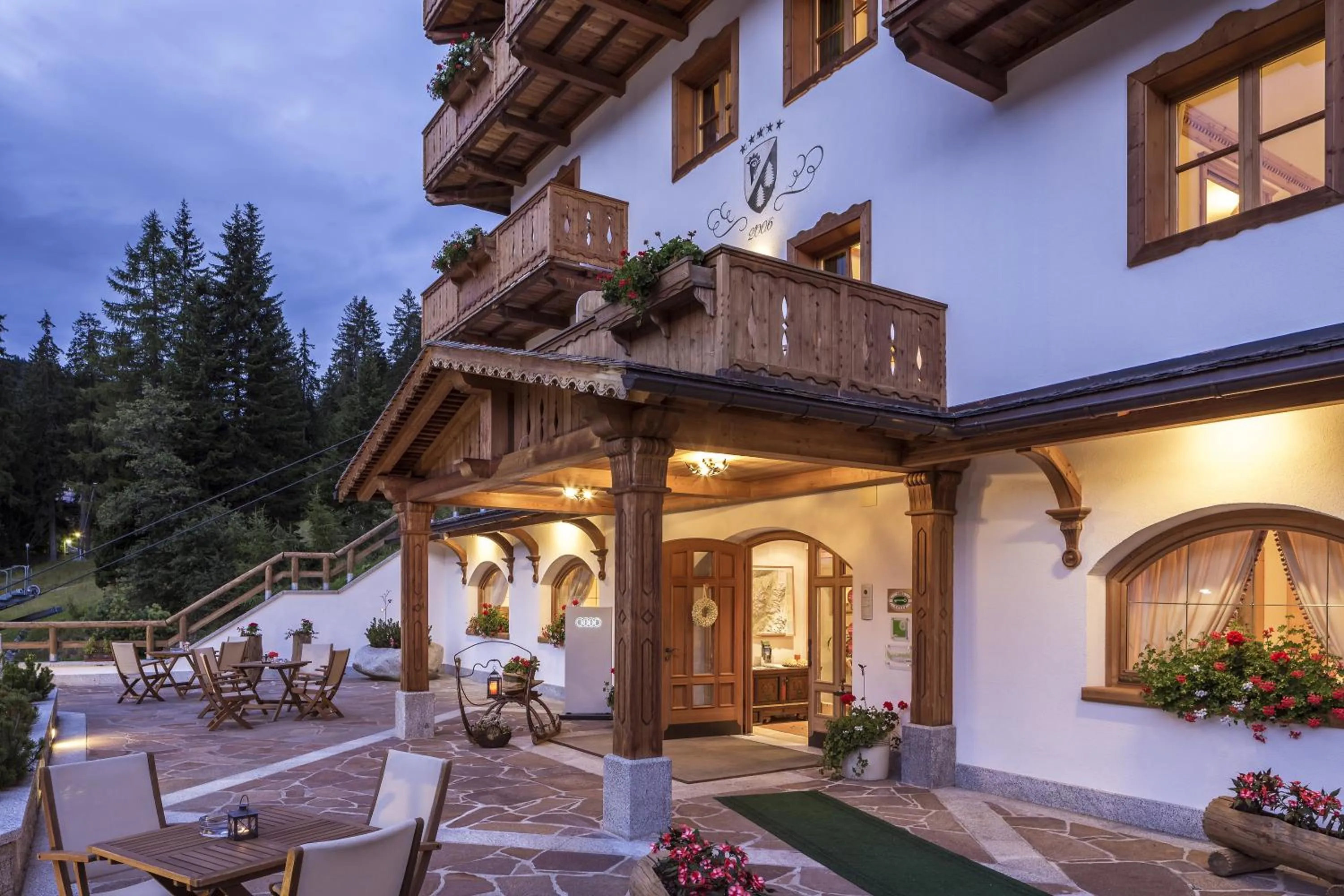 Facade/entrance in Hotel Chalet Del Sogno