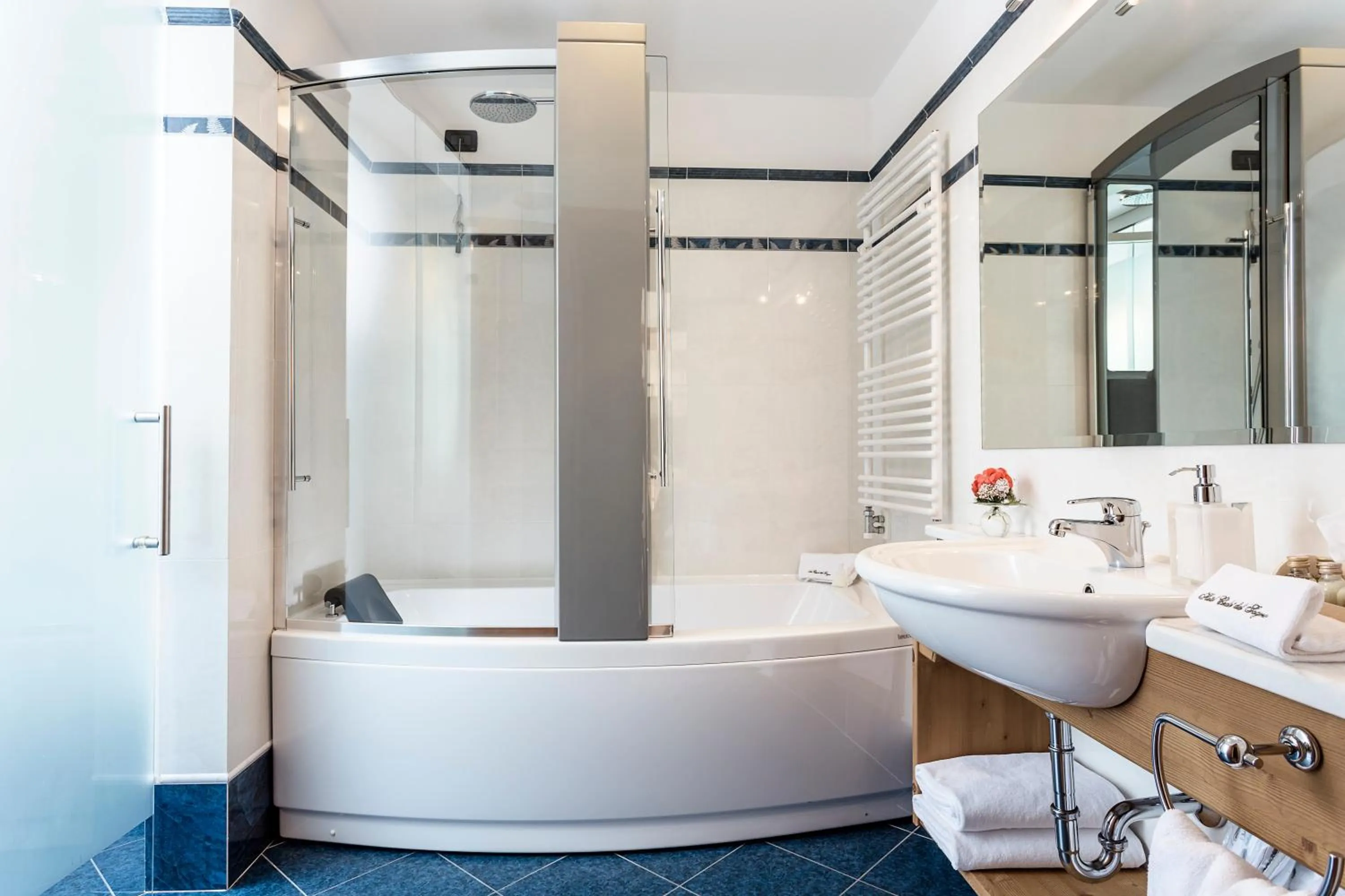 Bathroom in Hotel Chalet Del Sogno