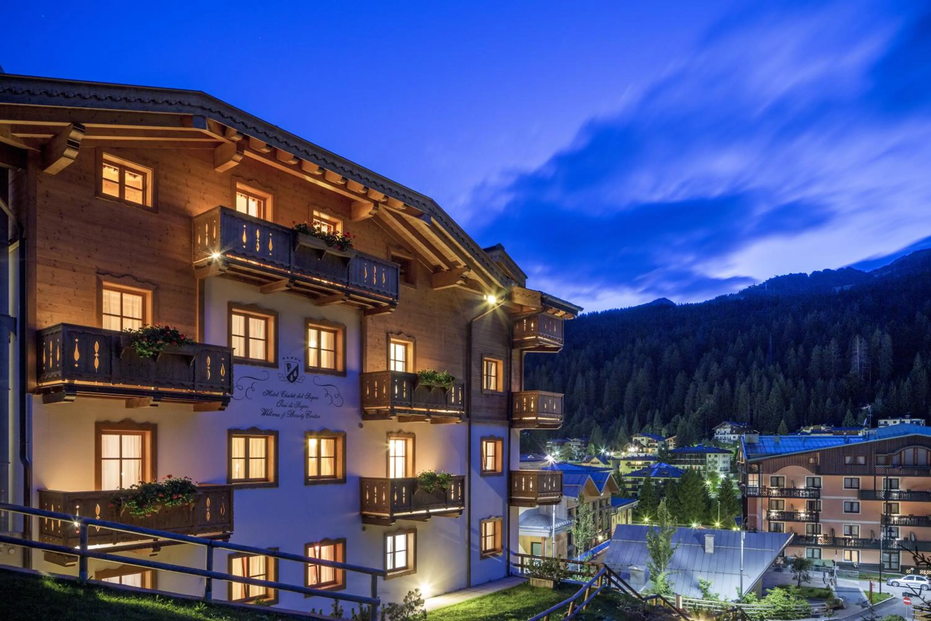 Property building in Hotel Chalet Del Sogno