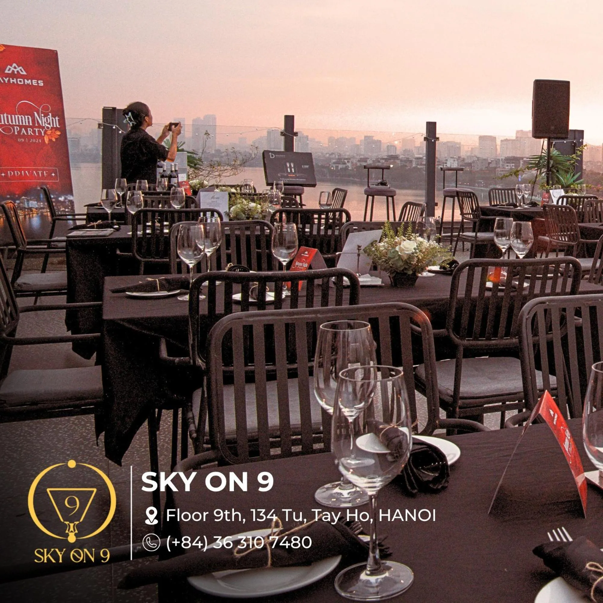 Lounge or bar in Margaery Boutique Apartment & Skyon9 Rooftop Bar