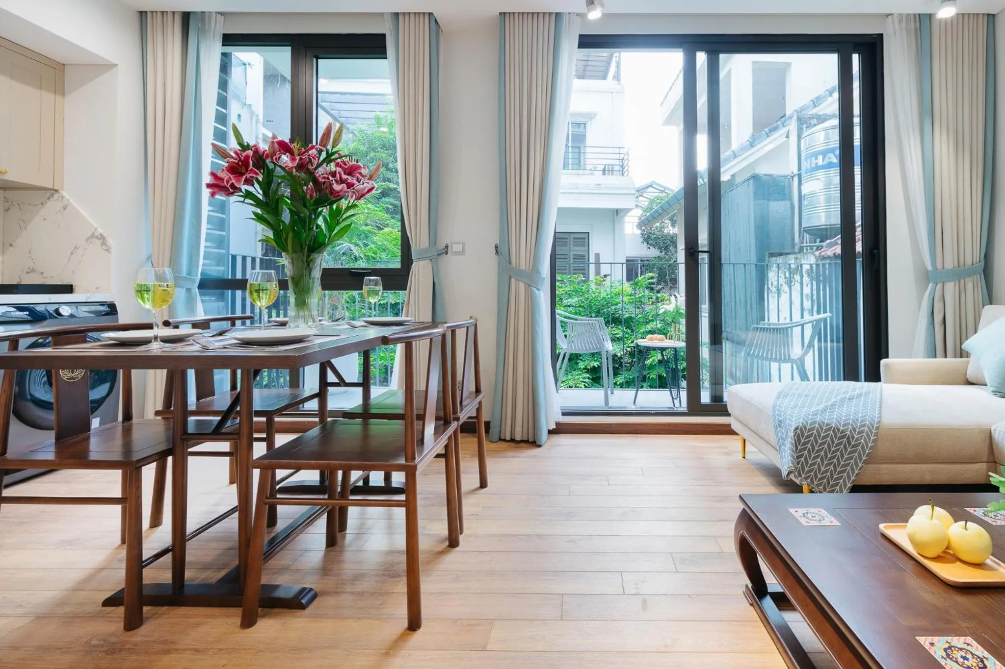 Balcony/Terrace in Margaery Boutique Apartment & Skyon9 Rooftop Bar