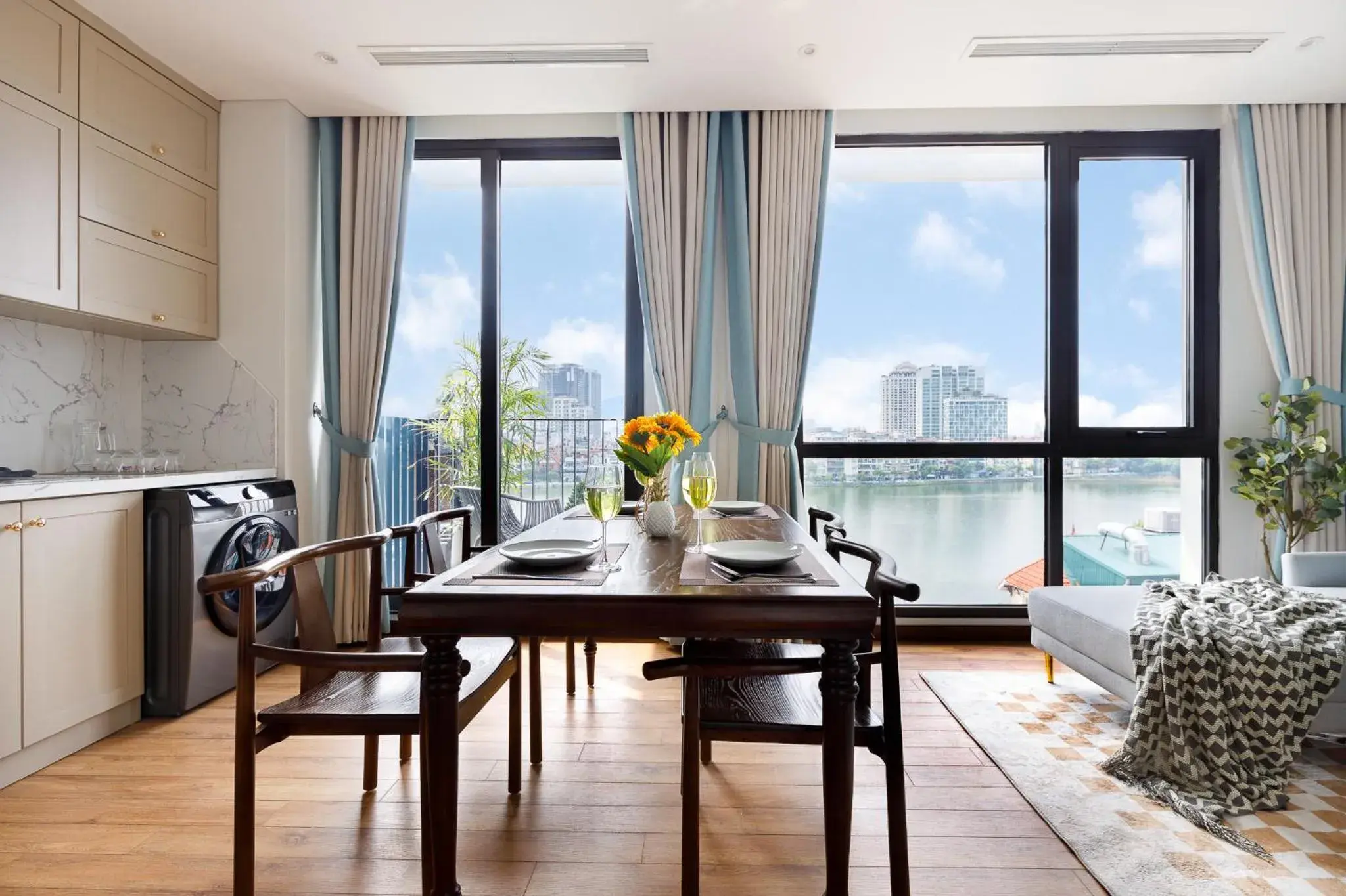 View (from property/room) in Margaery Boutique Apartment & Skyon9 Rooftop Bar View (from property/room) in Margaery Boutique Apartment & Skyon9 Rooftop Bar