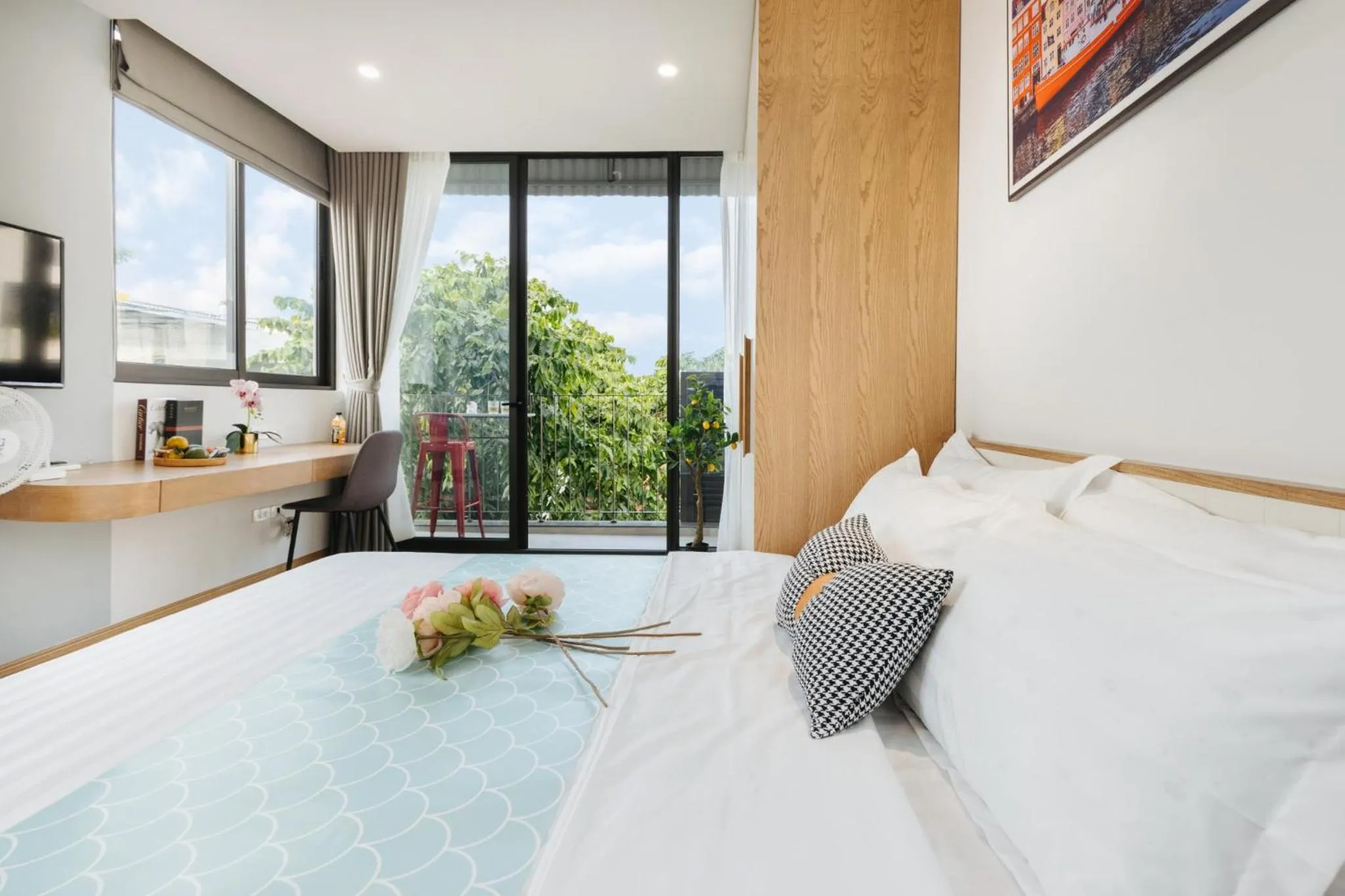 Bed in Margaery Boutique Apartment & Skyon9 Rooftop Bar