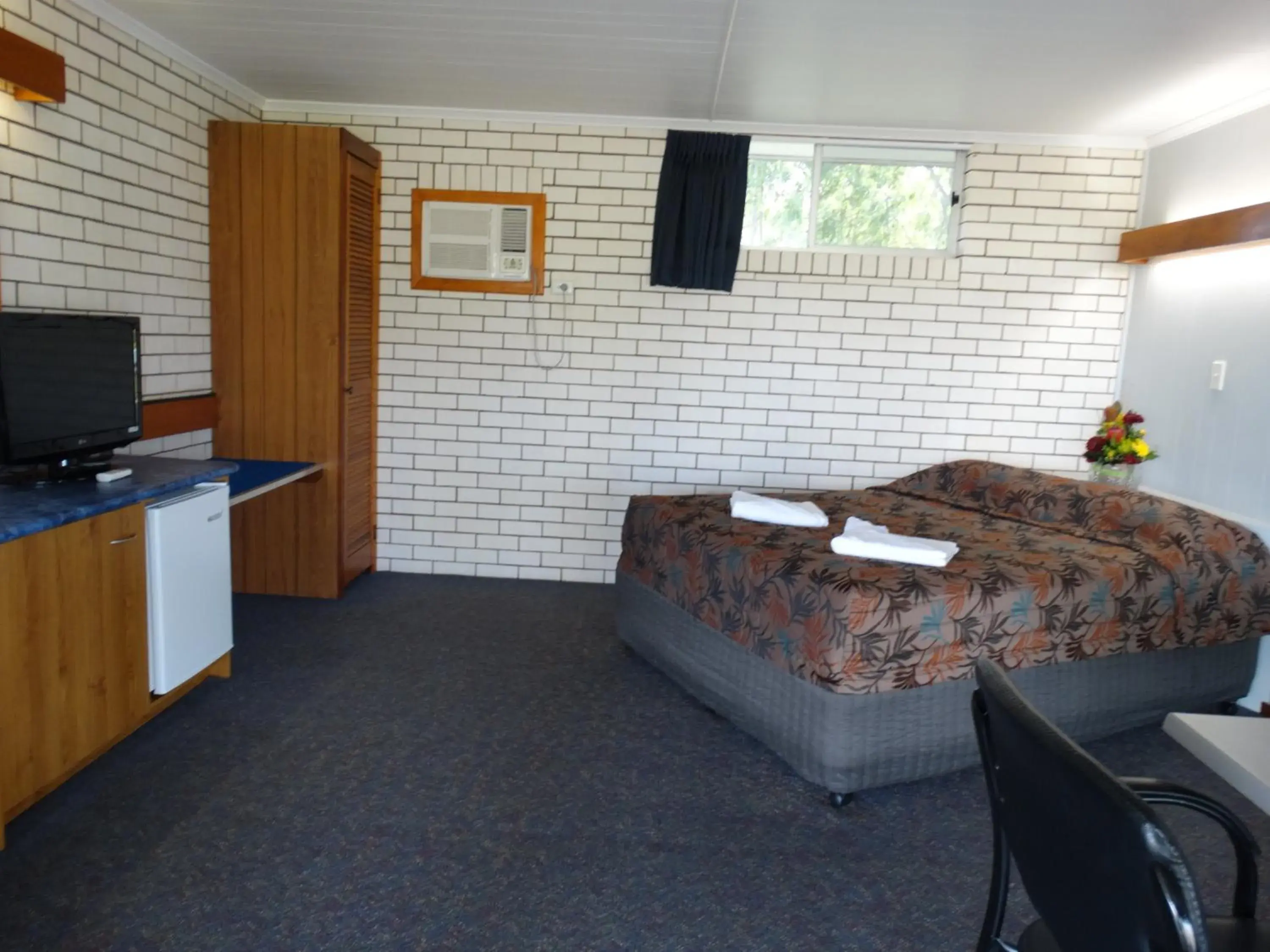 Standard Queen Room - single occupancy in Gayndah A Motel Standard Queen Room - single occupancy in Gayndah A Motel