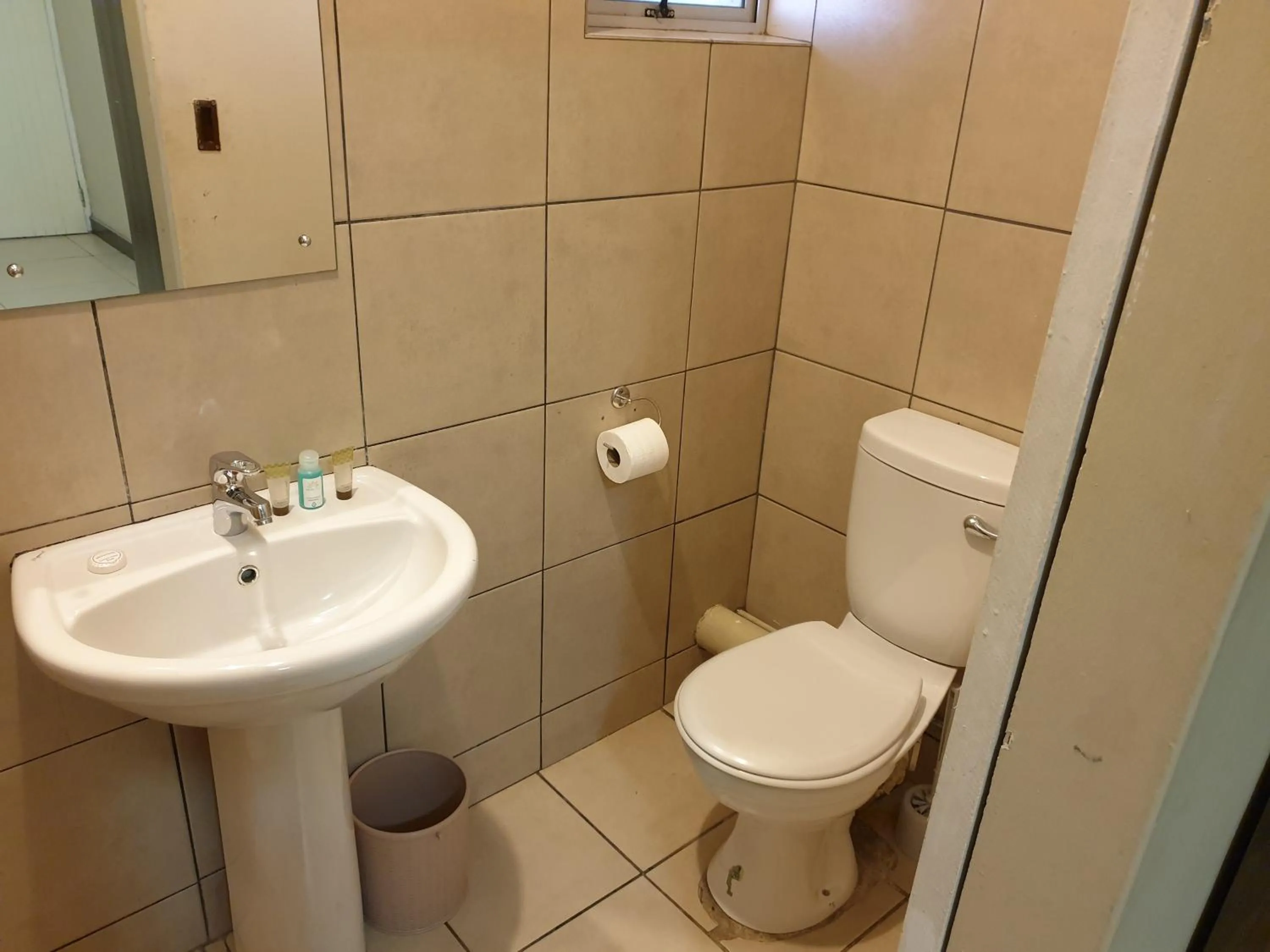 Shower in Cube Hotel