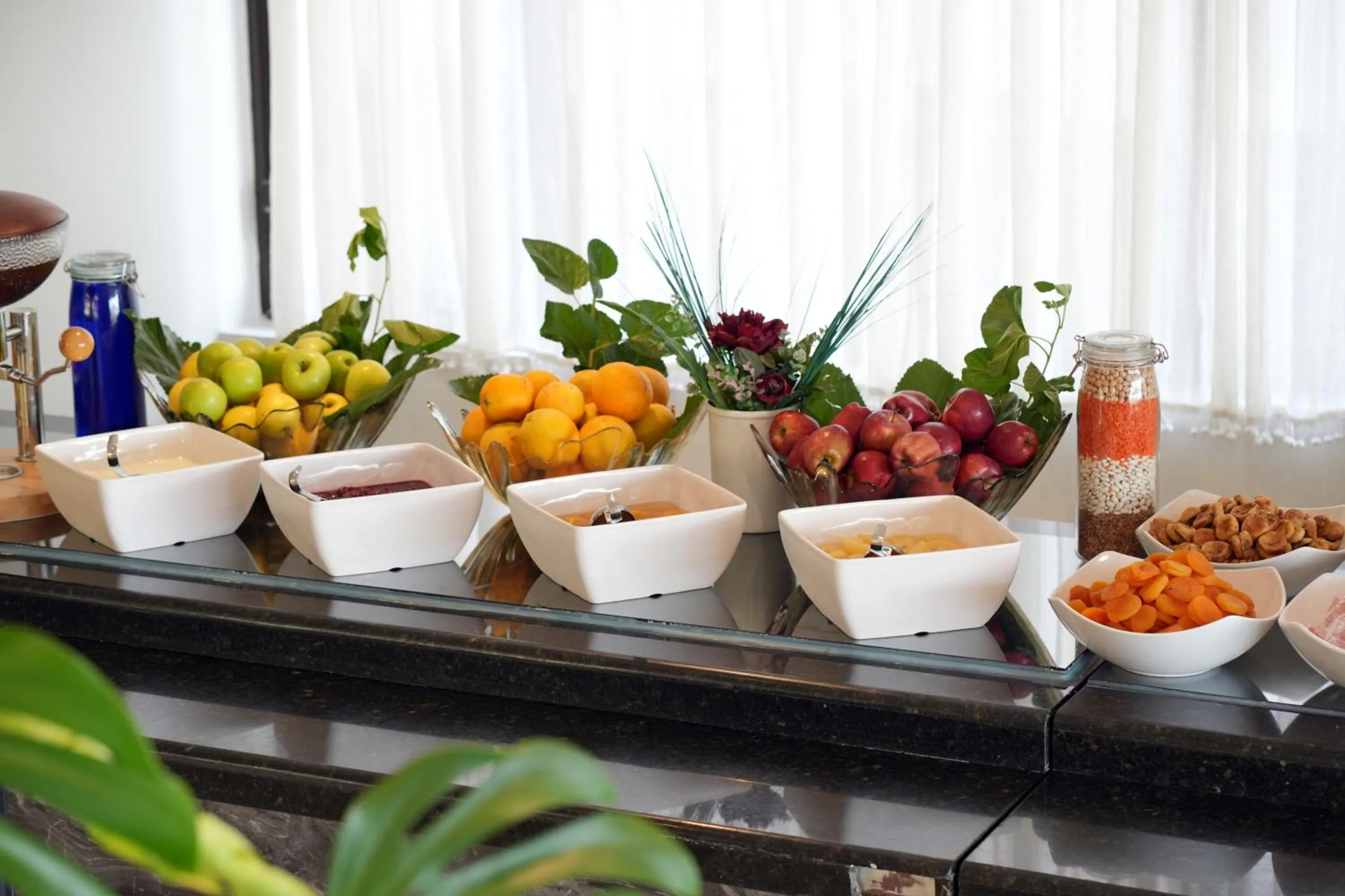 Food and drinks in Hotel Caprea