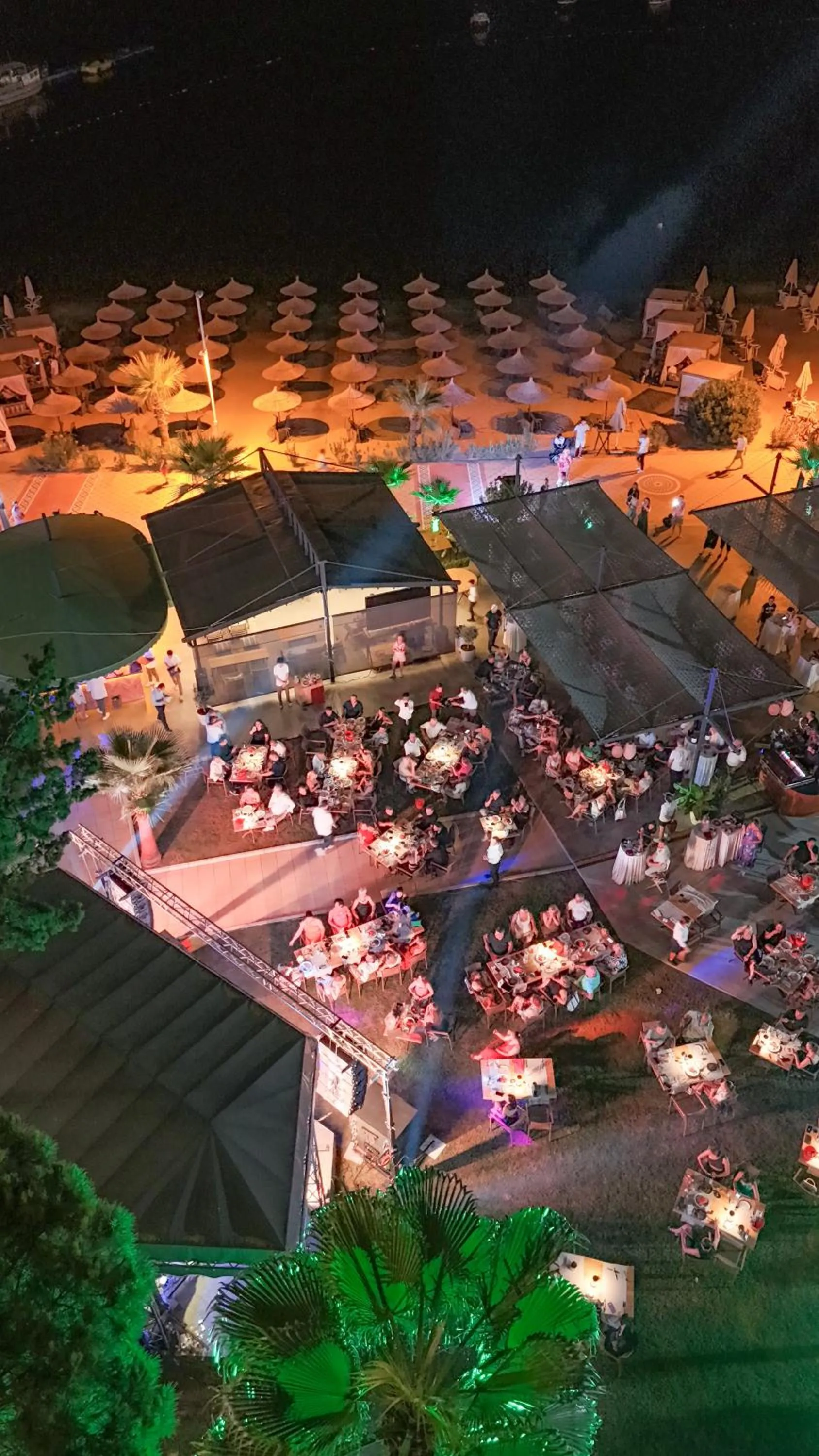 Restaurant/places to eat in Hotel Caprea